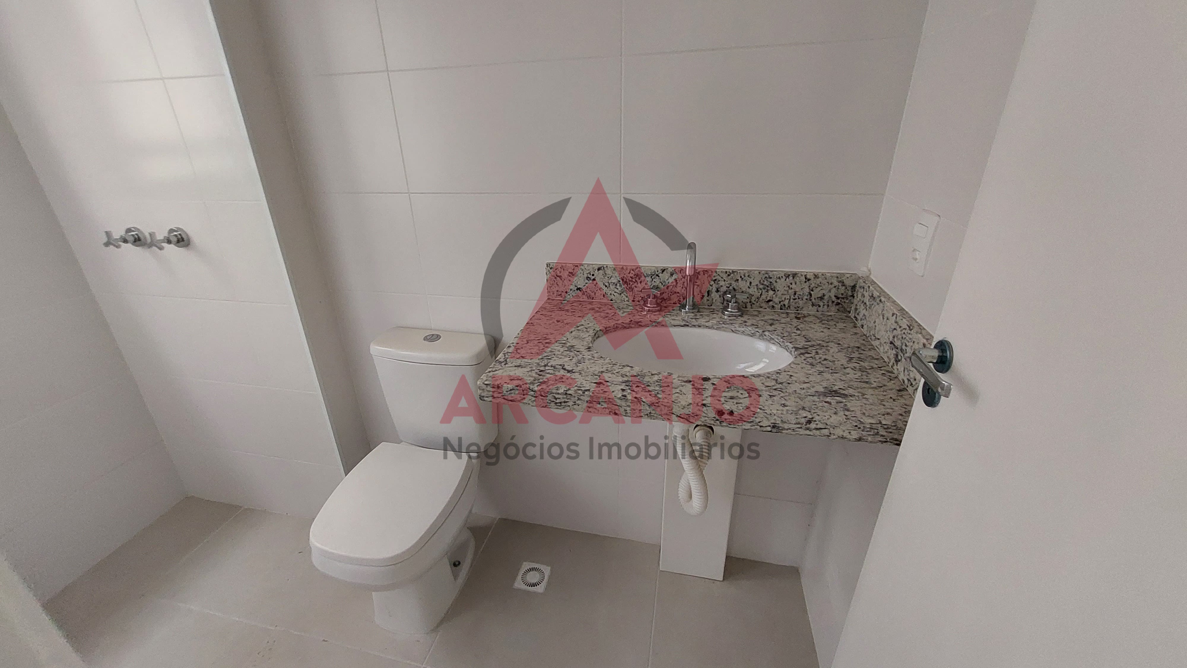 Apartamento à venda com 2 quartos, 76m² - Foto 10