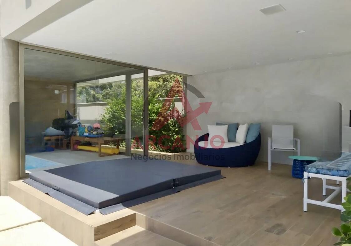 Casa à venda com 7 quartos, 1080m² - Foto 28