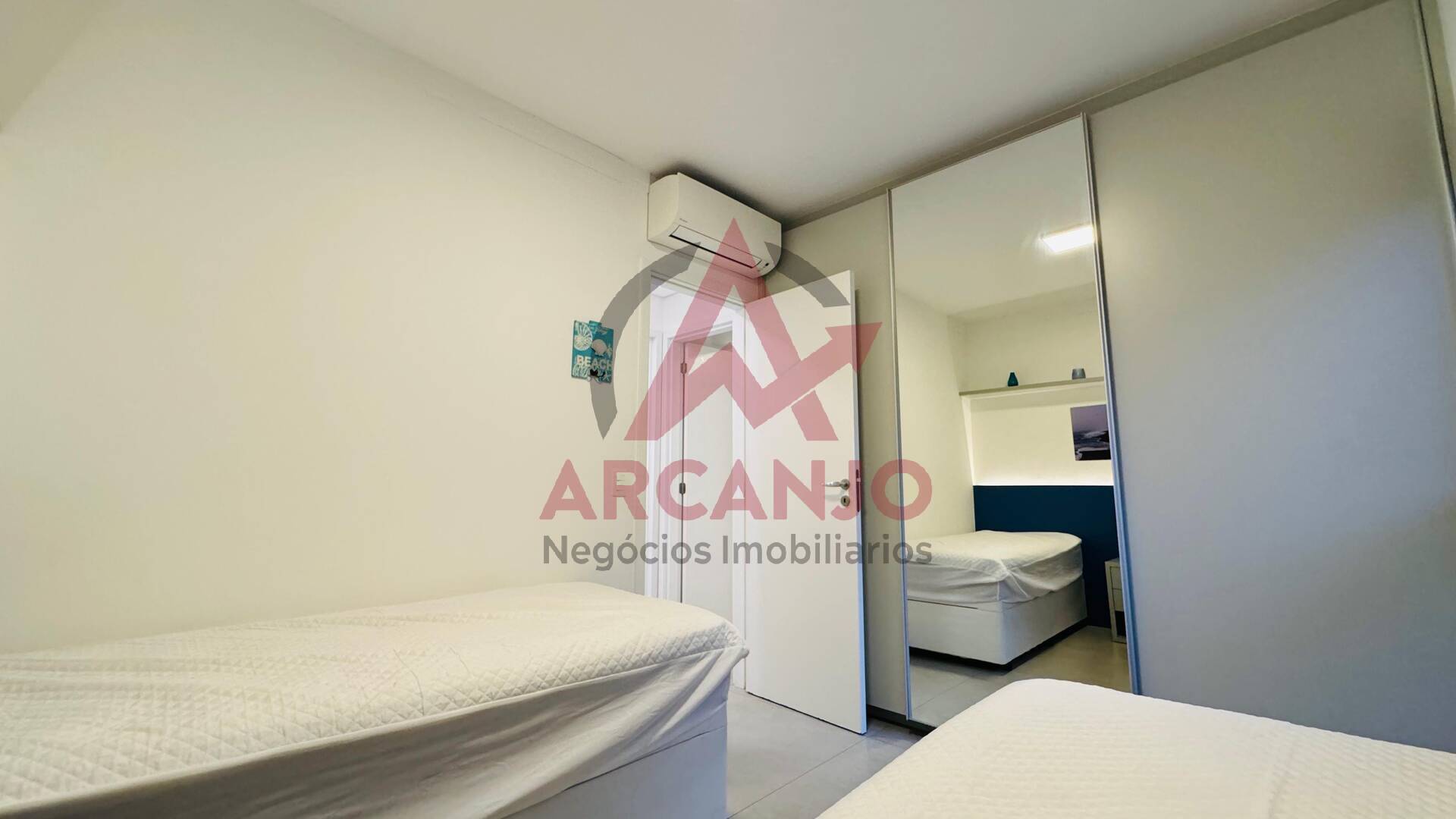 Apartamento à venda com 3 quartos, 140m² - Foto 11