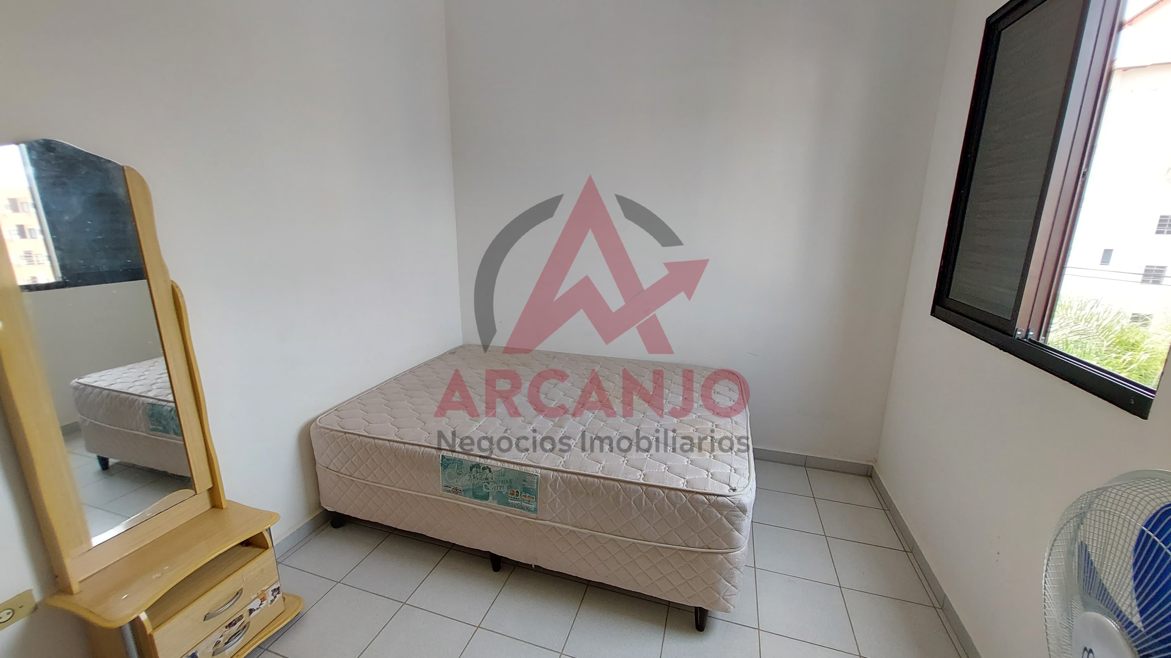 Apartamento à venda com 3 quartos, 90m² - Foto 17