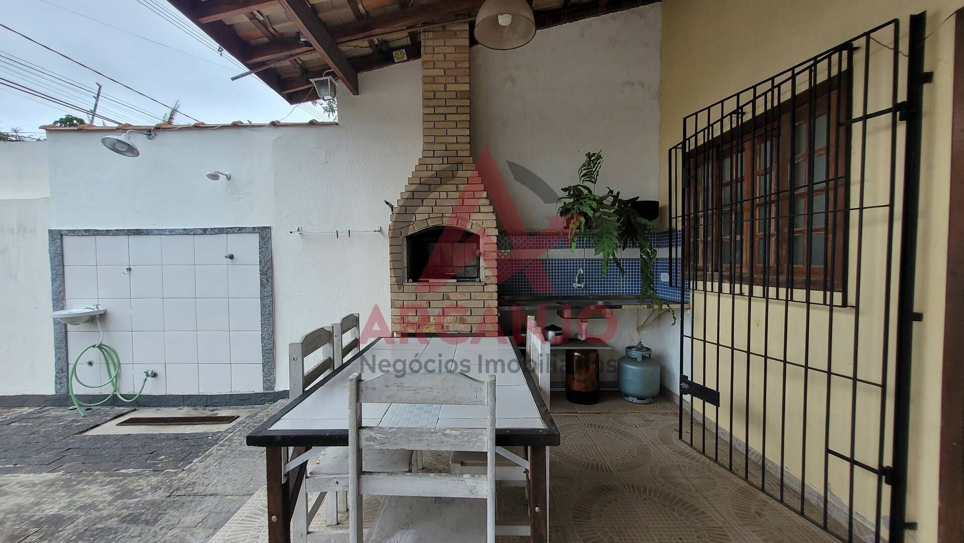 Casa à venda com 3 quartos, 120m² - Foto 3