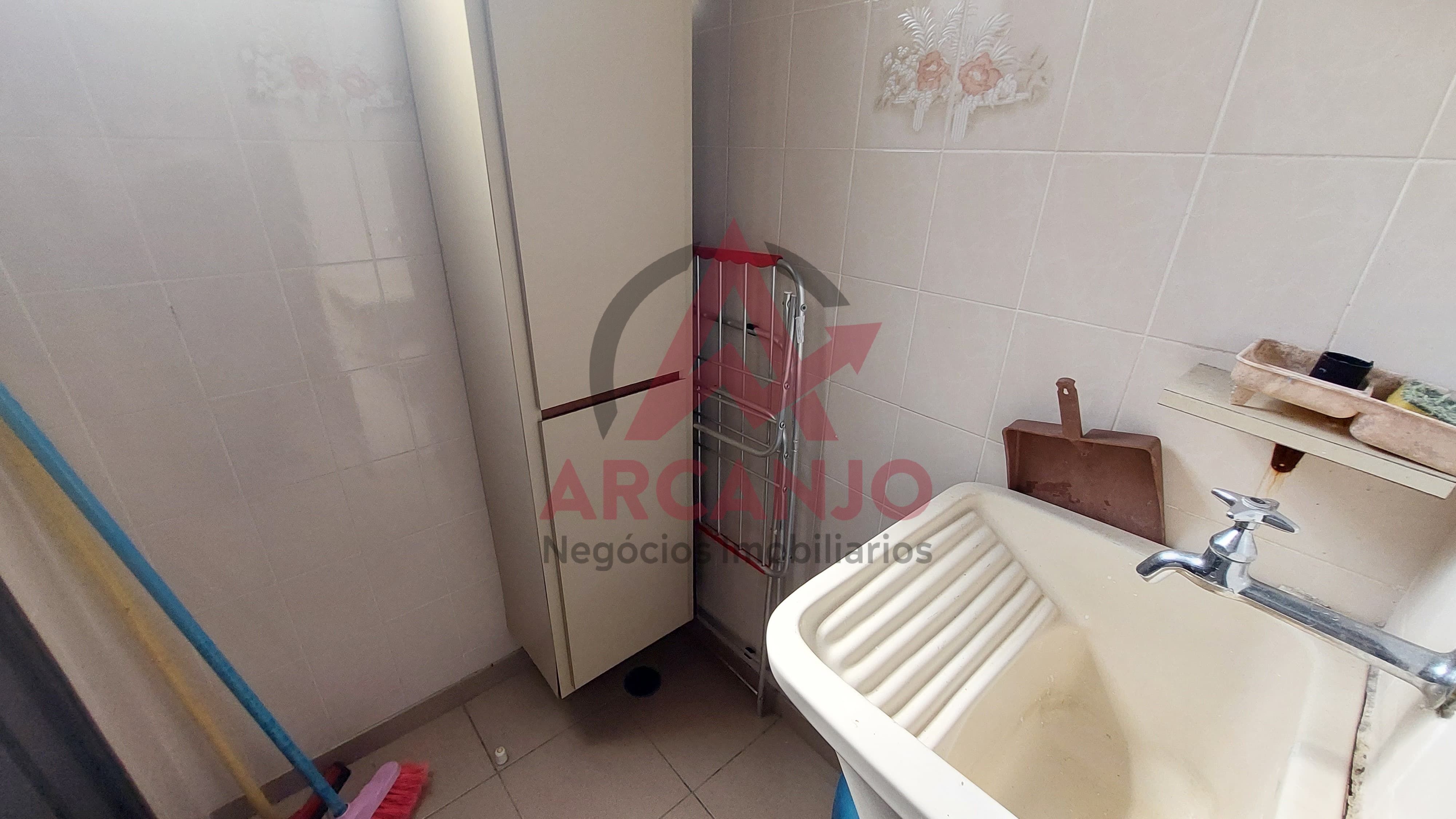 Apartamento à venda com 1 quarto, 36m² - Foto 11