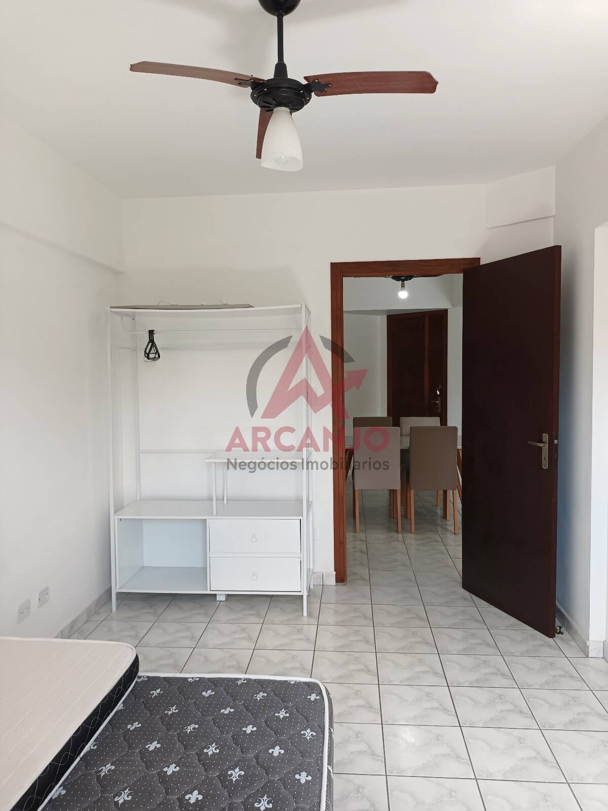 Apartamento à venda com 1 quarto, 53m² - Foto 20