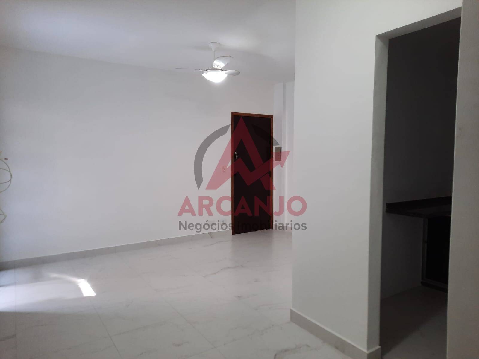 Apartamento à venda com 2 quartos, 60m² - Foto 11