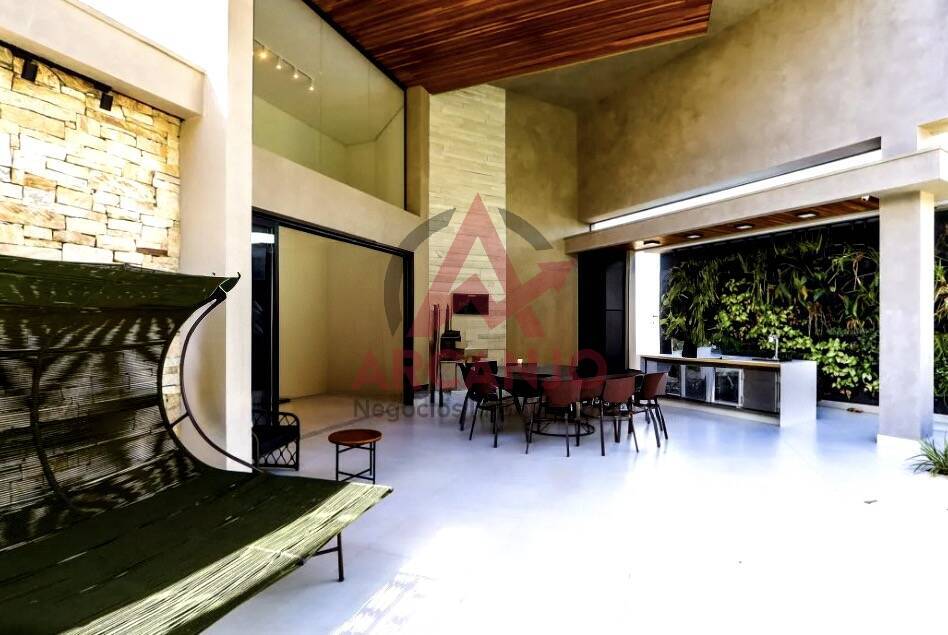 Casa à venda com 6 quartos, 560m² - Foto 7