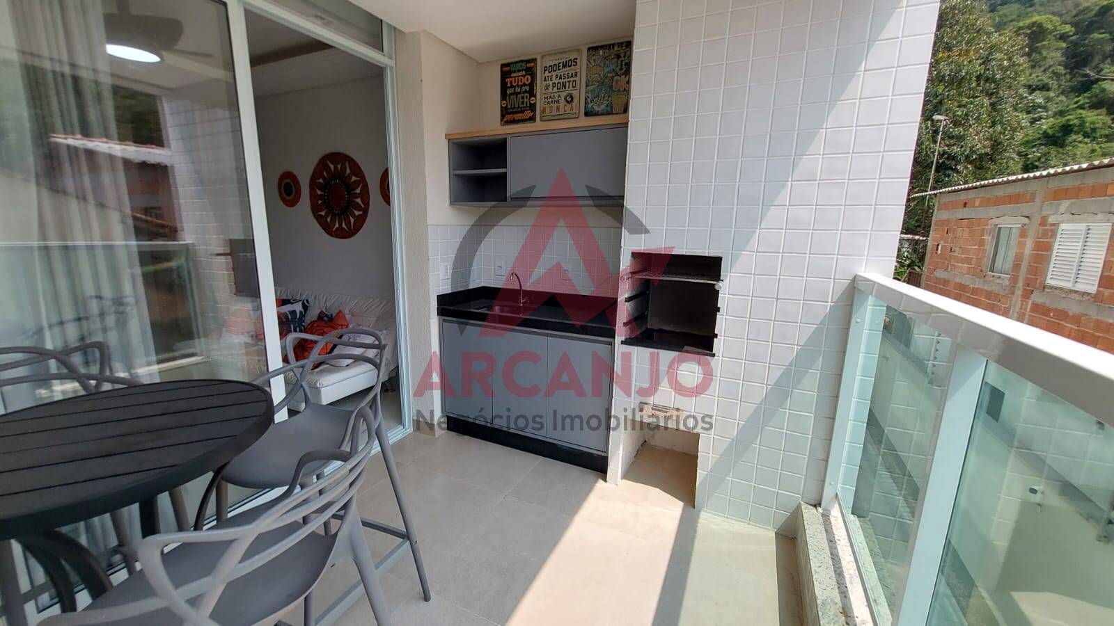 Apartamento à venda com 2 quartos, 69m² - Foto 10