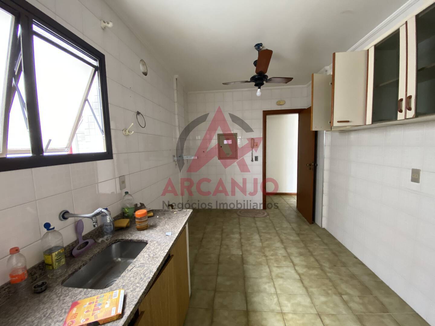 Apartamento à venda com 3 quartos, 90m² - Foto 7