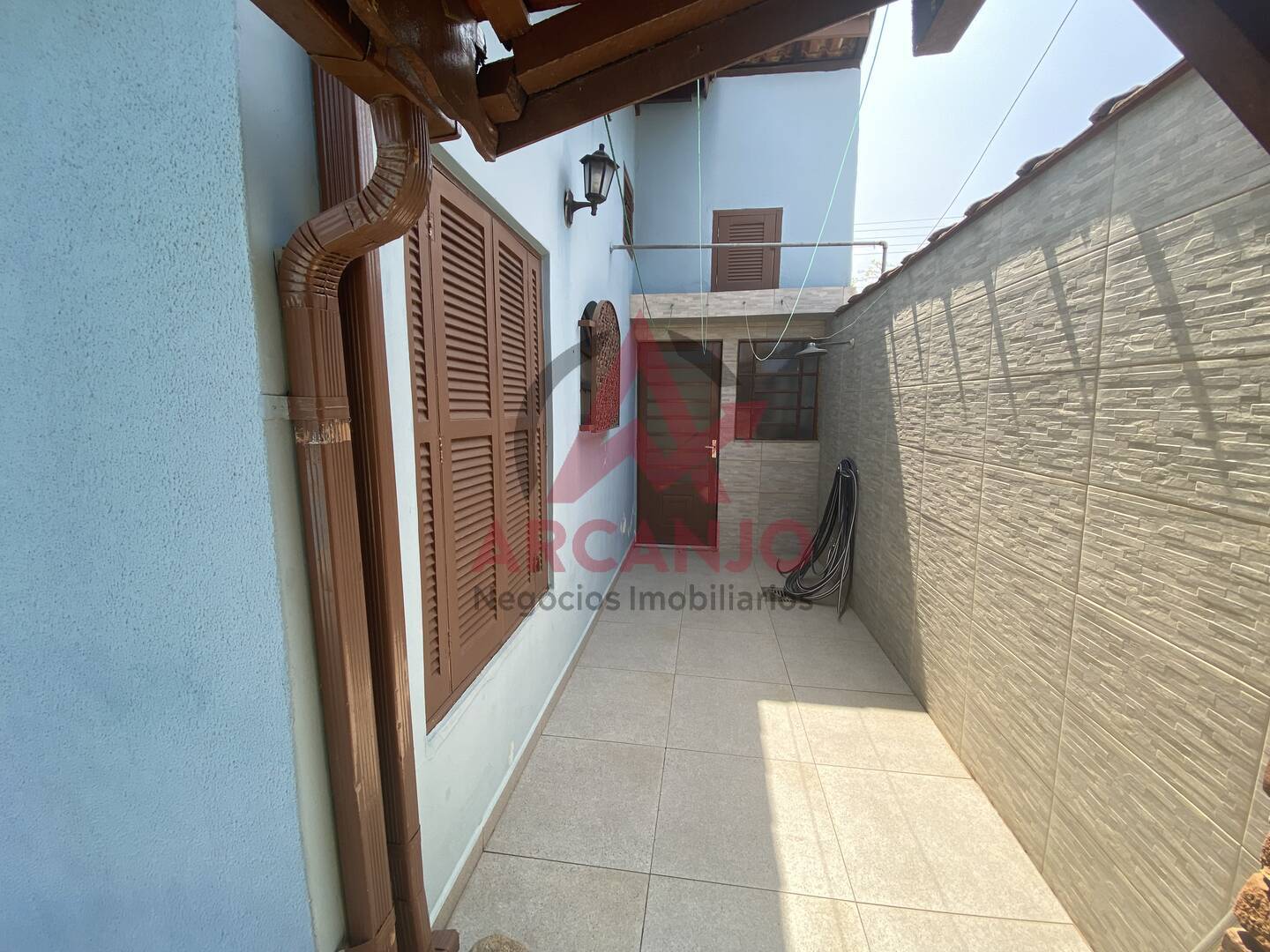 Casa à venda com 6 quartos, 400m² - Foto 29