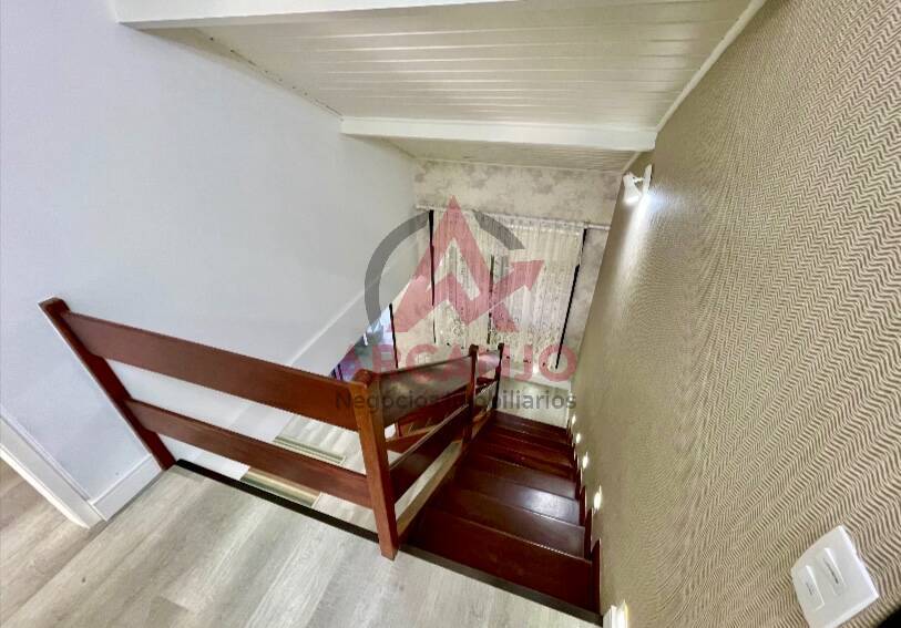 Casa à venda com 3 quartos, 92m² - Foto 6