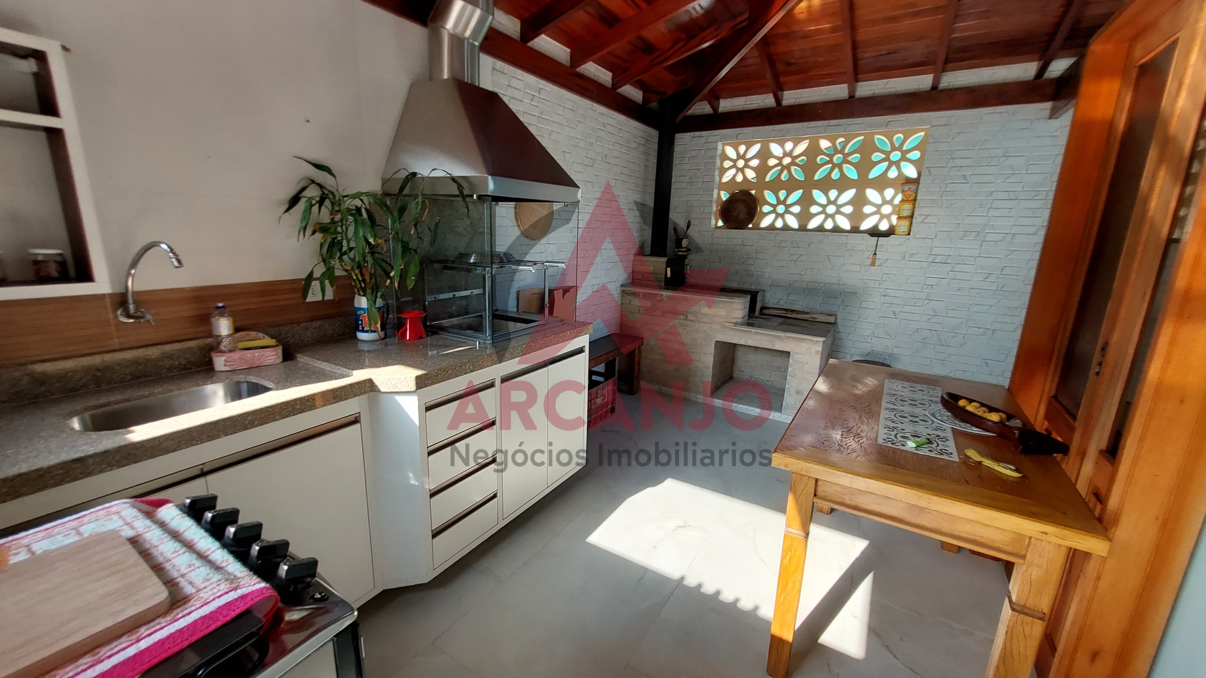 Casa à venda com 2 quartos, 160m² - Foto 14