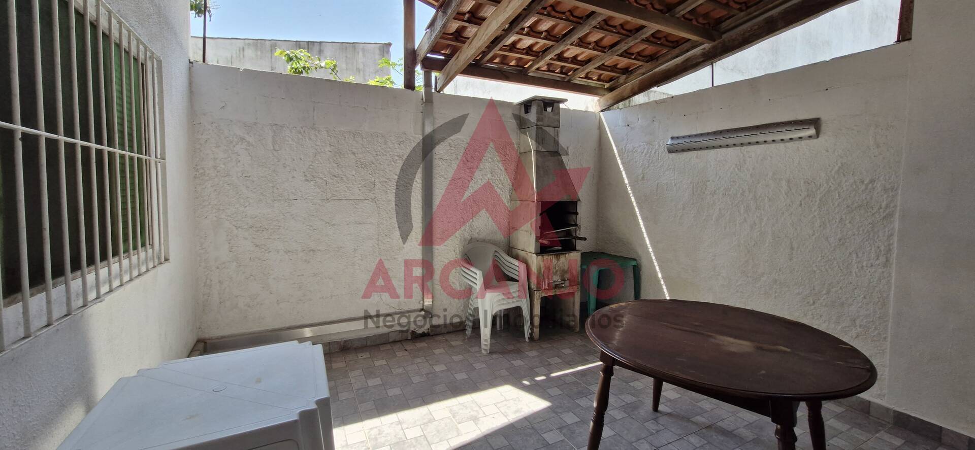 Casa à venda com 4 quartos, 149m² - Foto 15