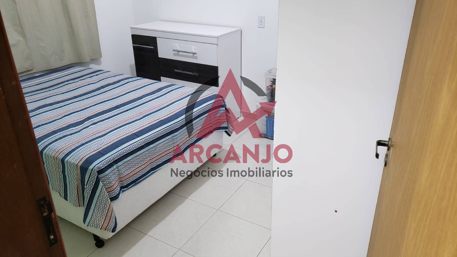 Apartamento à venda com 2 quartos, 72m² - Foto 11