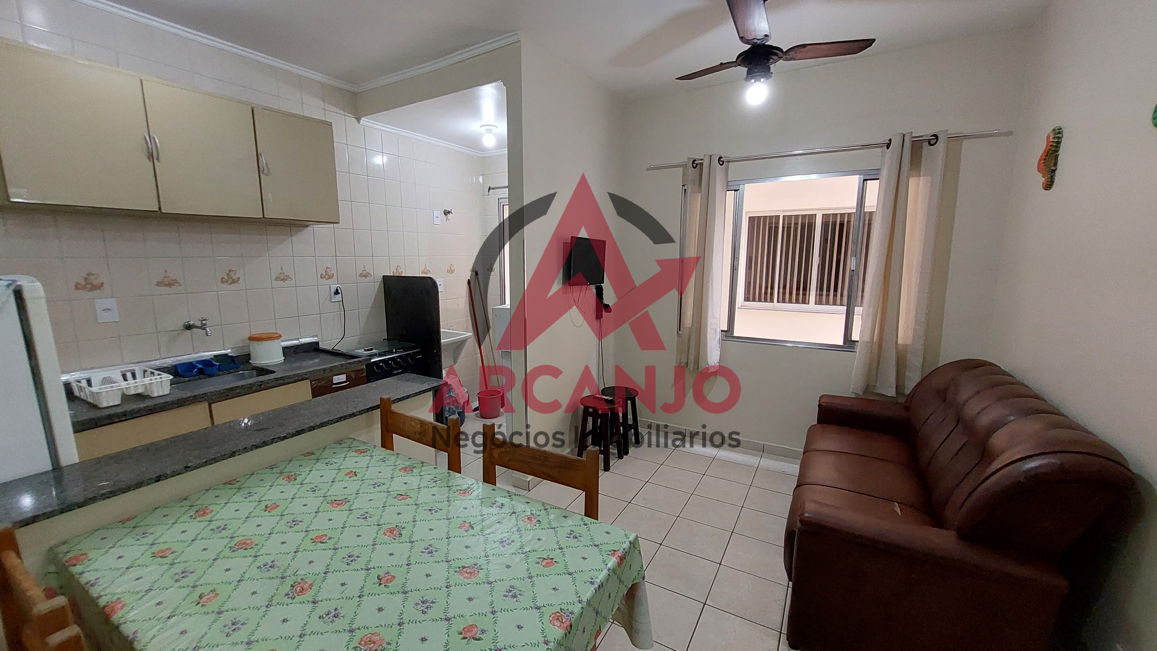 Apartamento à venda com 2 quartos, 64m² - Foto 1