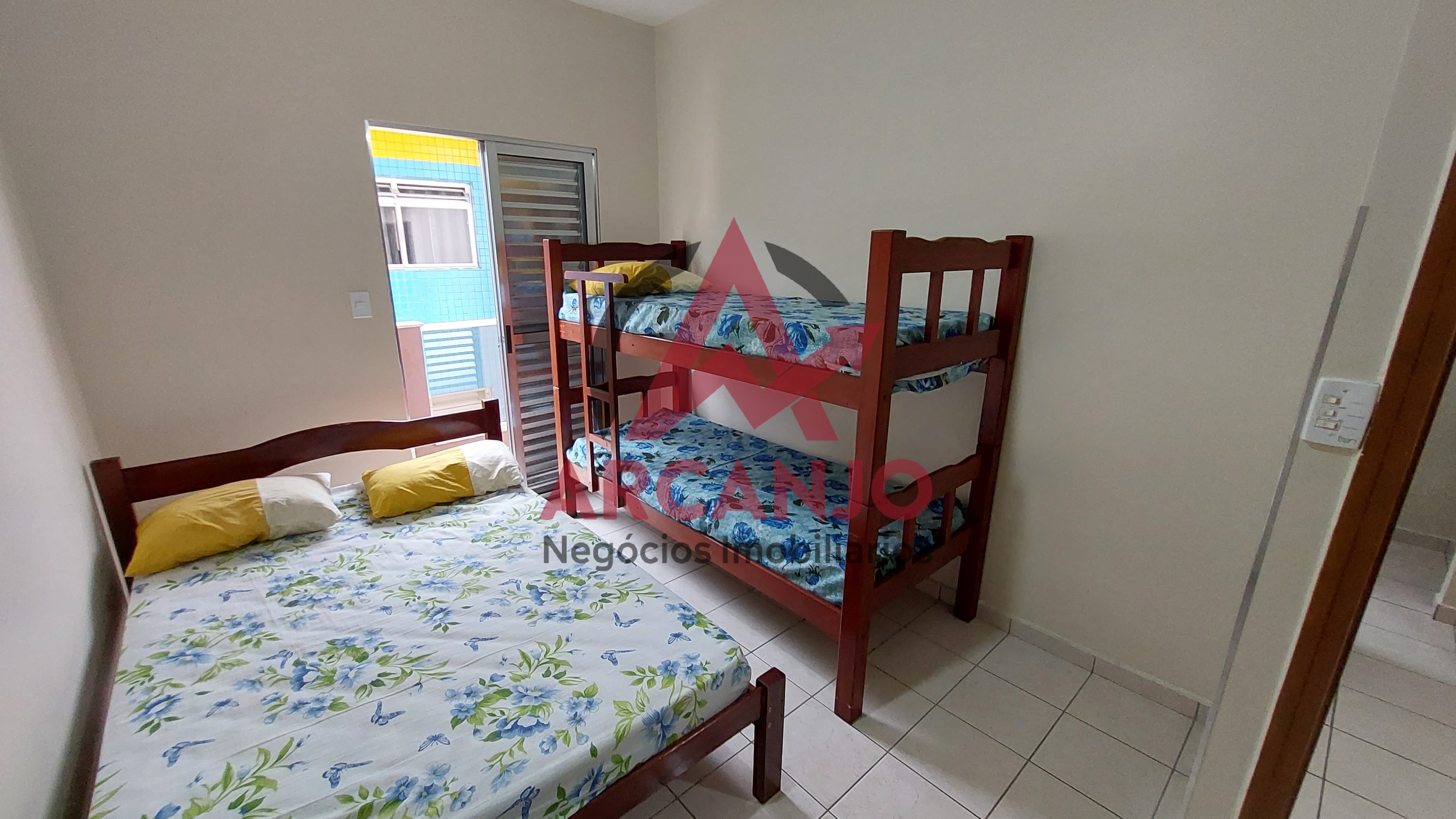 Apartamento à venda com 2 quartos, 64m² - Foto 7