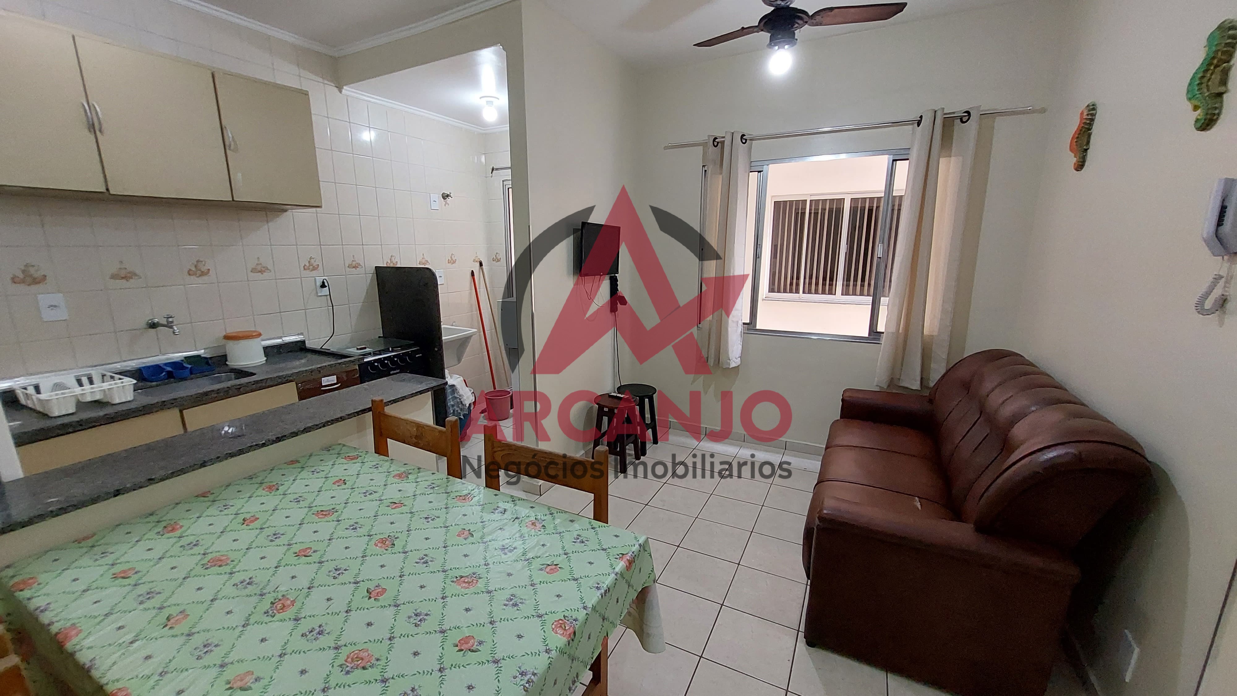 Apartamento à venda com 2 quartos, 64m² - Foto 4