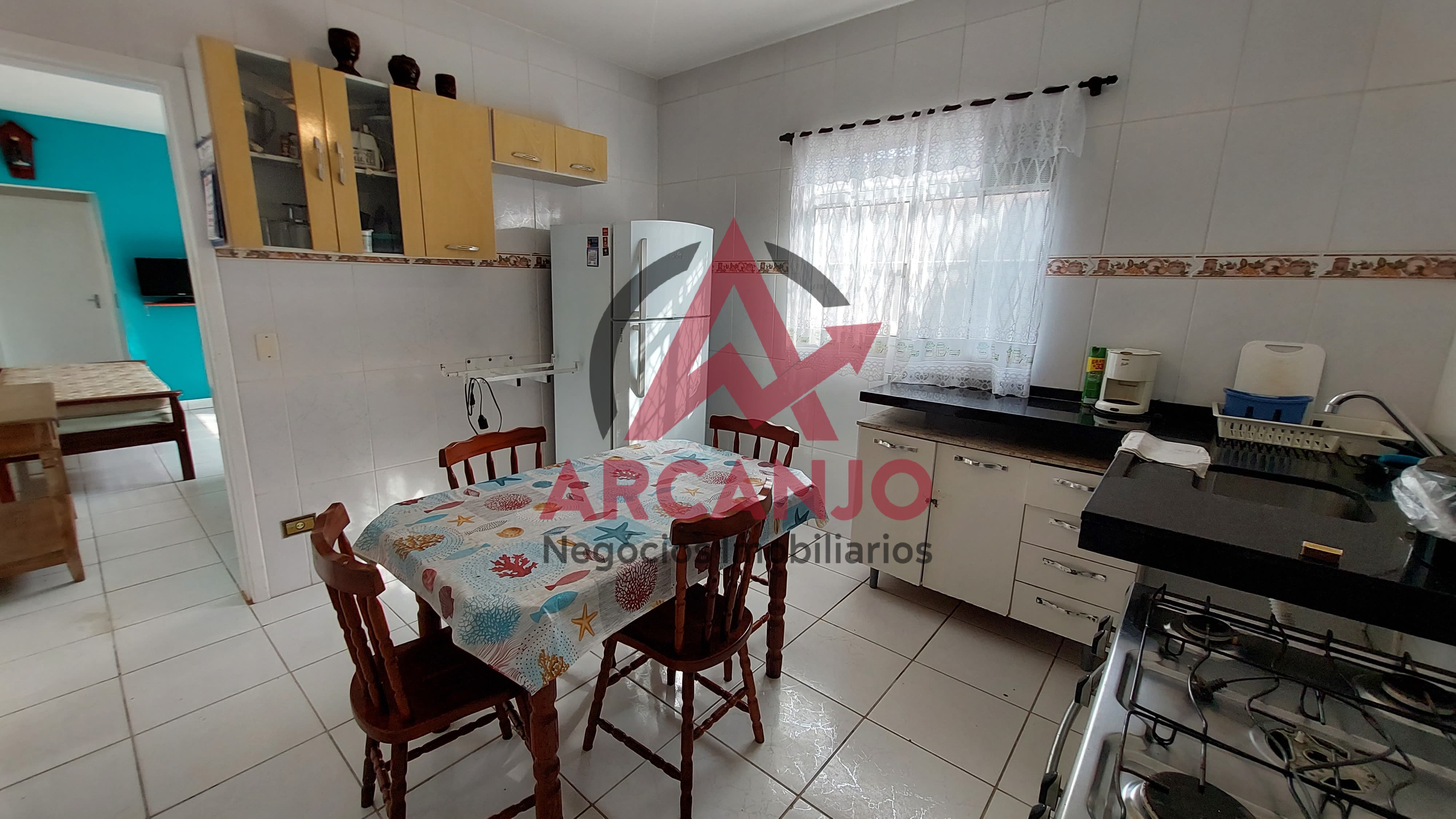 Casa à venda com 1 quarto, 70m² - Foto 4