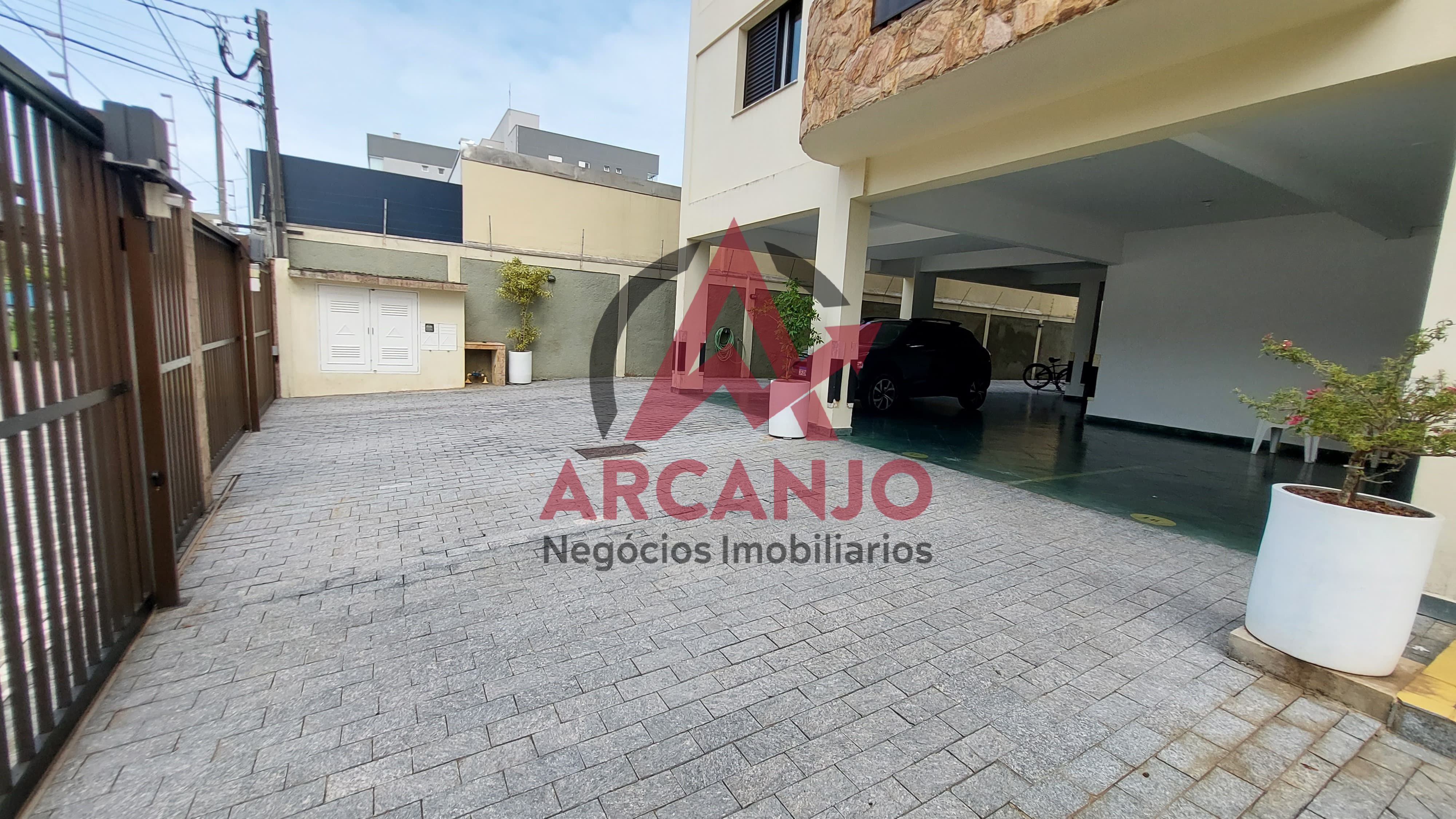 Apartamento à venda com 3 quartos, 142m² - Foto 32