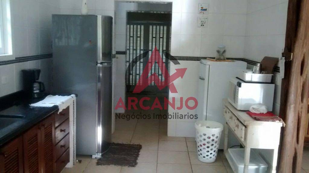 Casa para alugar com 3 quartos, 900m² - Foto 18