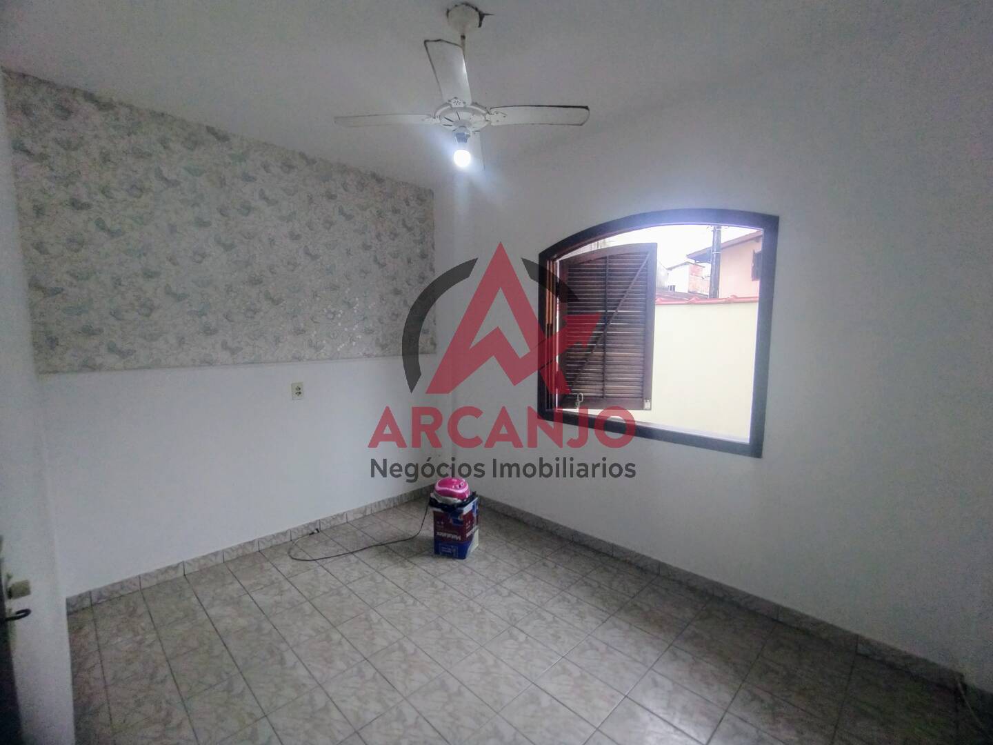 Casa para alugar com 3 quartos, 150m² - Foto 9