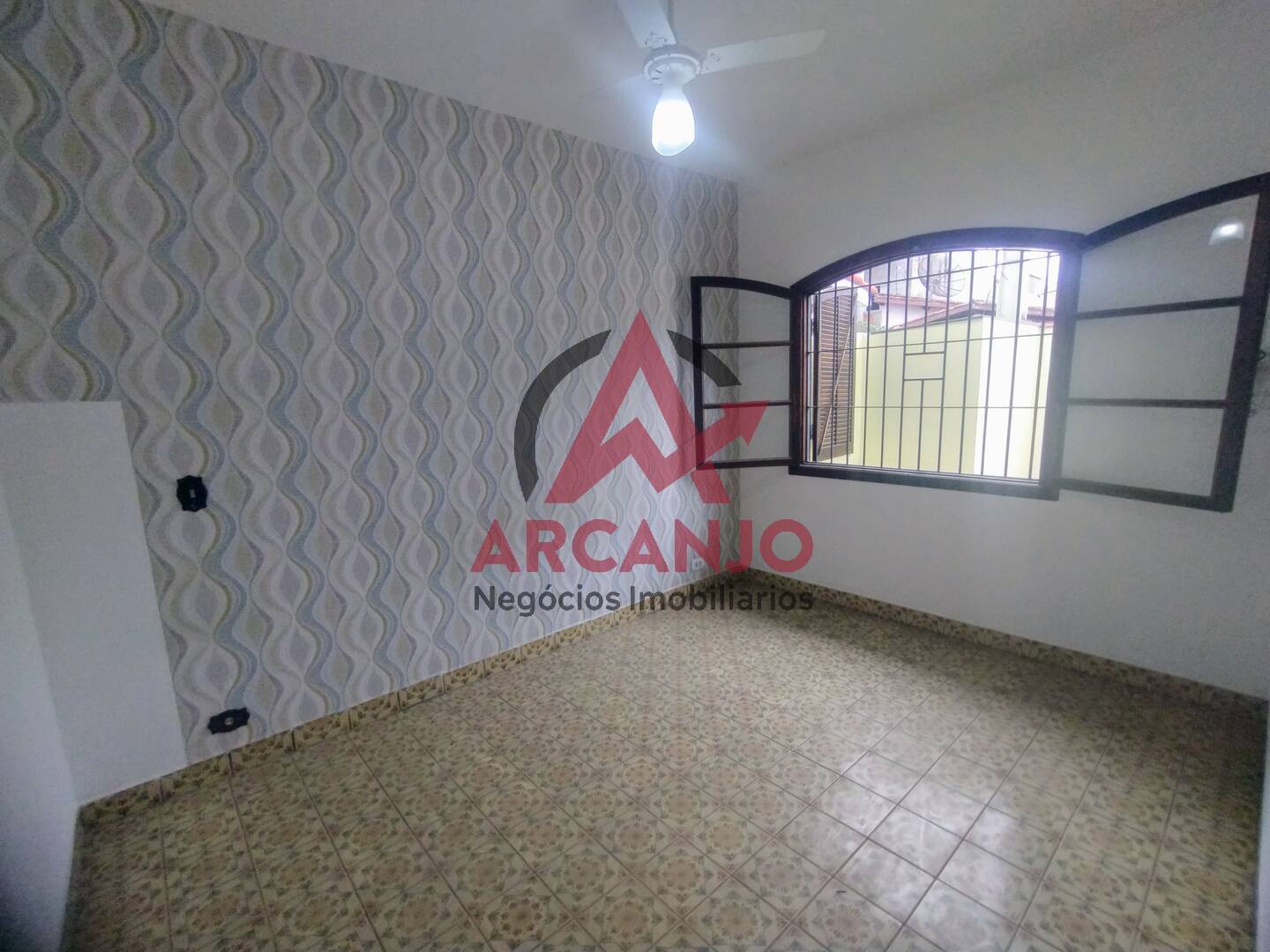 Casa para alugar com 3 quartos, 150m² - Foto 10