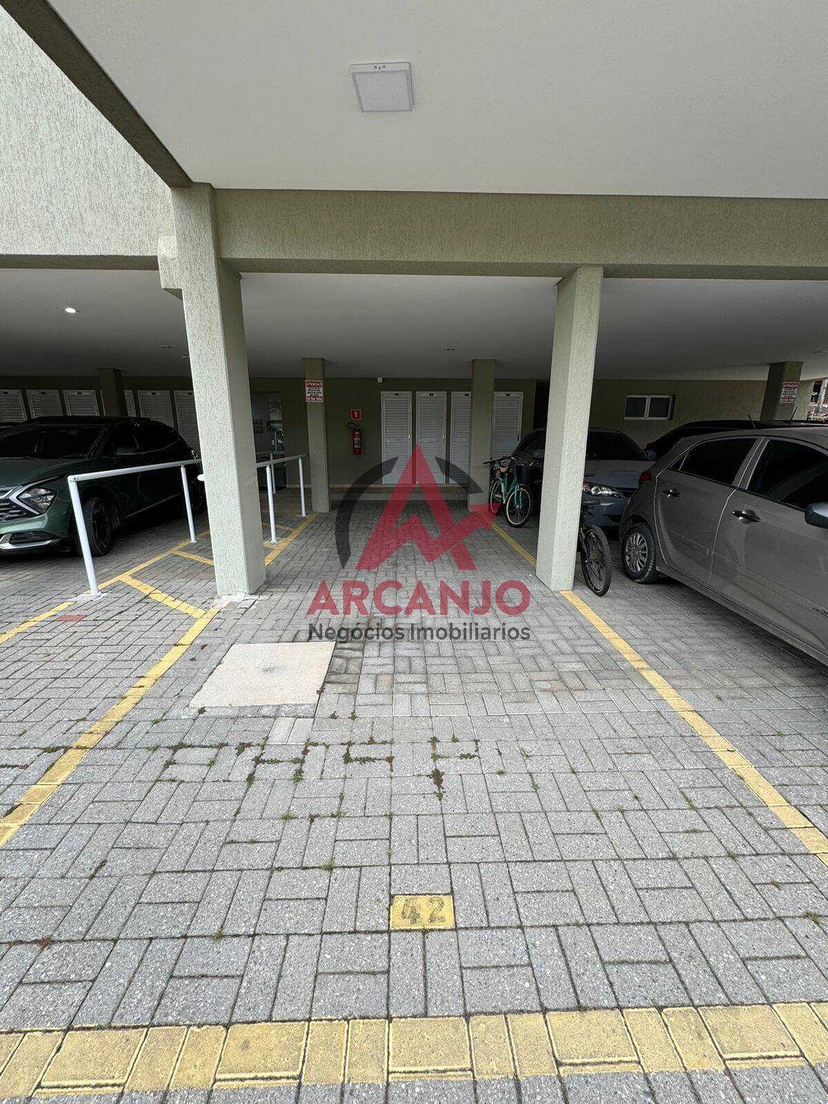 Apartamento para alugar com 3 quartos, 156m² - Foto 23