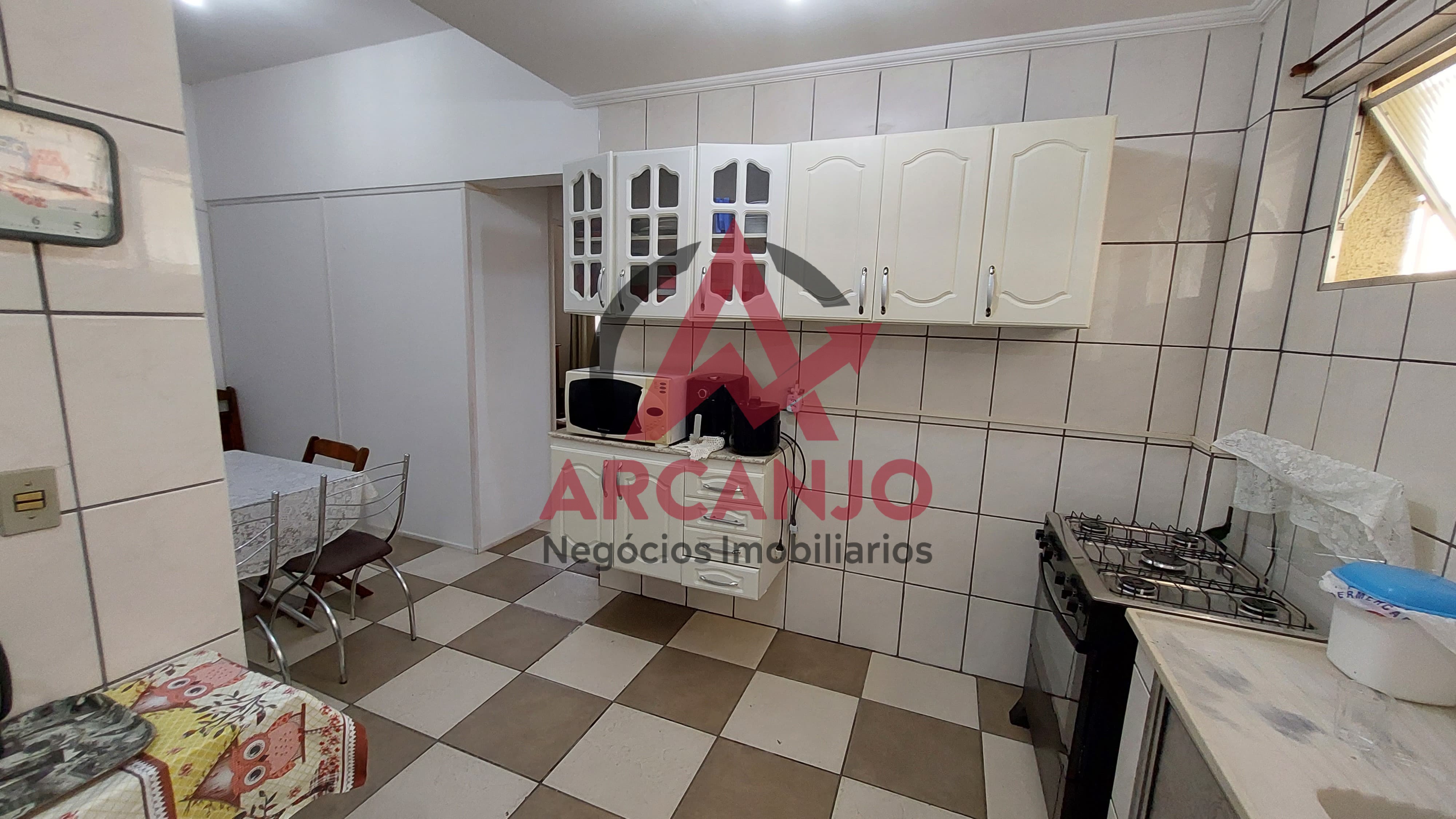 Apartamento à venda com 2 quartos, 60m² - Foto 4