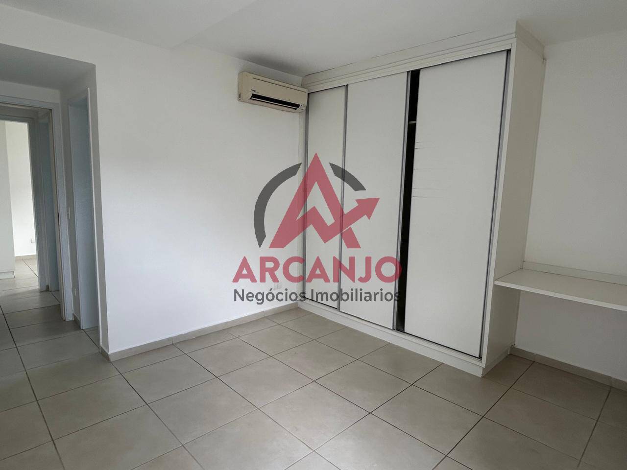 Apartamento à venda com 2 quartos, 70m² - Foto 5