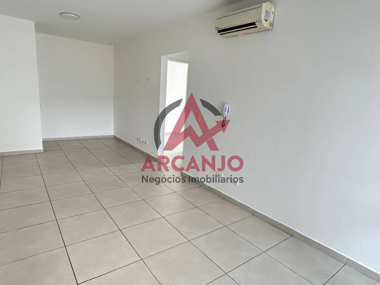 Apartamento à venda com 2 quartos, 70m² - Foto 7