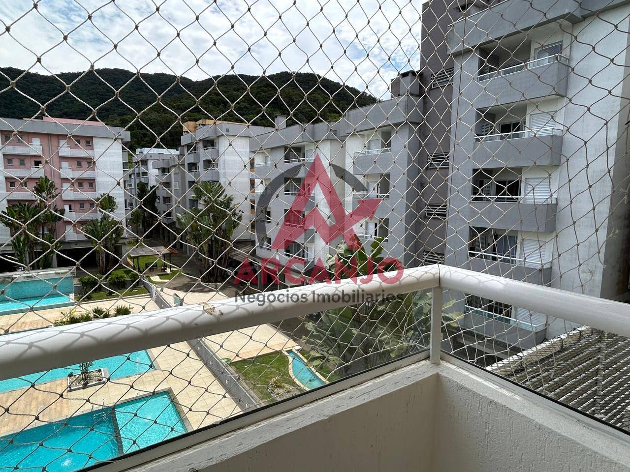 Apartamento à venda com 2 quartos, 70m² - Foto 12