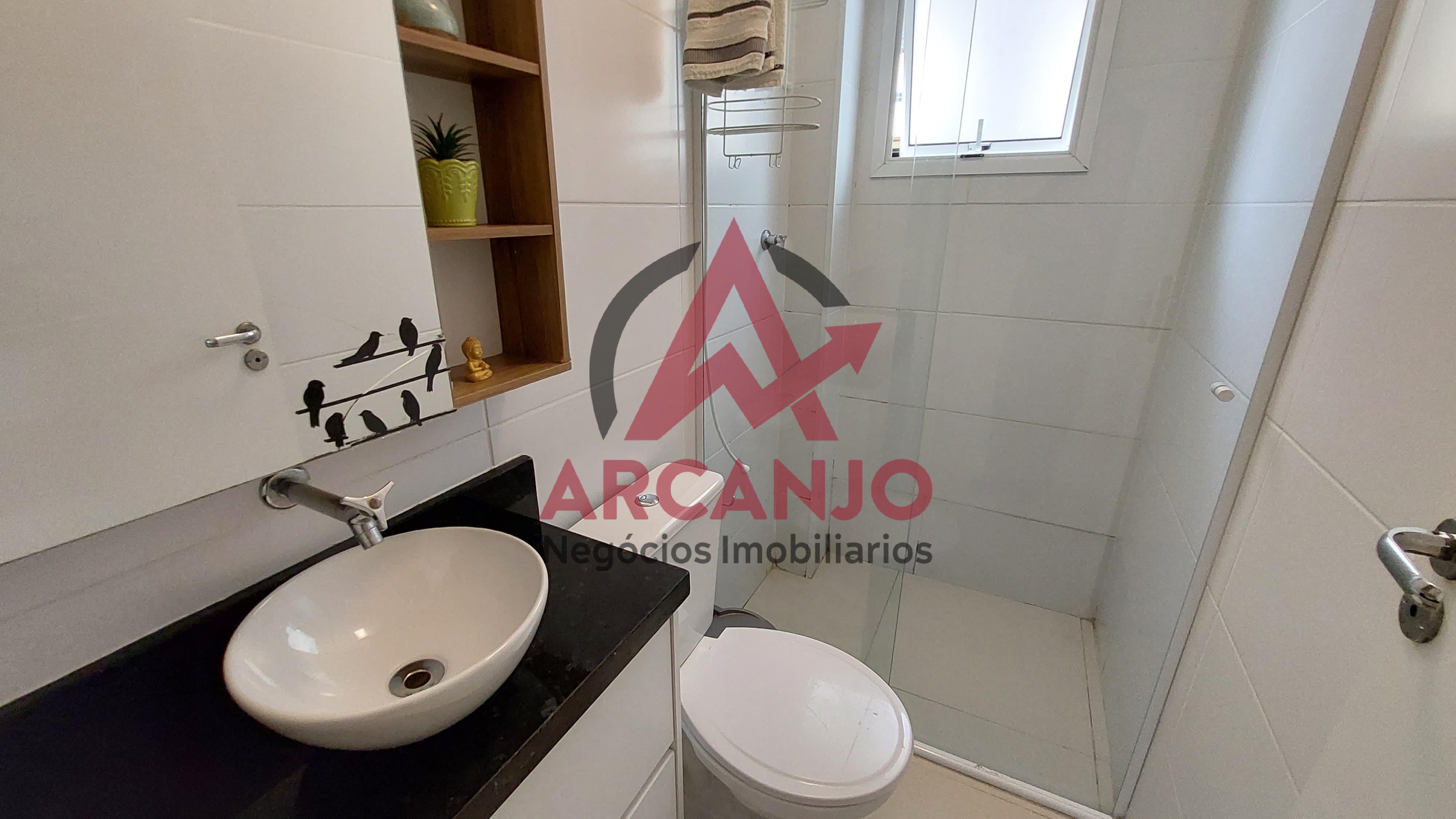 Apartamento à venda com 2 quartos, 70m² - Foto 3