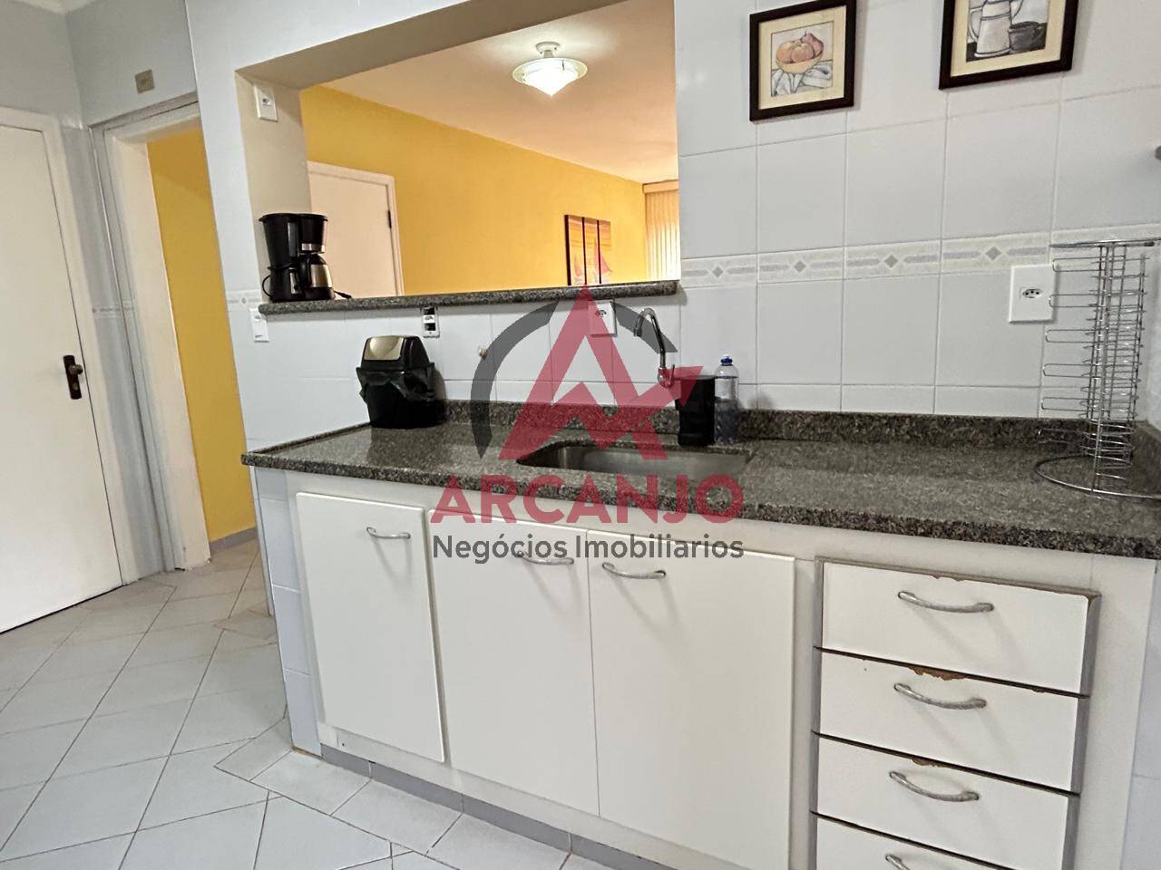 Apartamento à venda com 3 quartos, 96m² - Foto 8