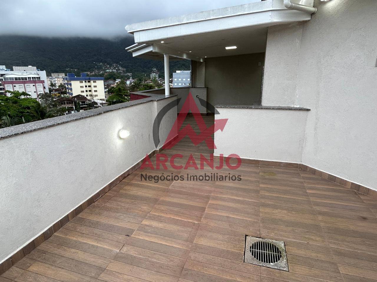 Apartamento à venda com 3 quartos, 133m² - Foto 13