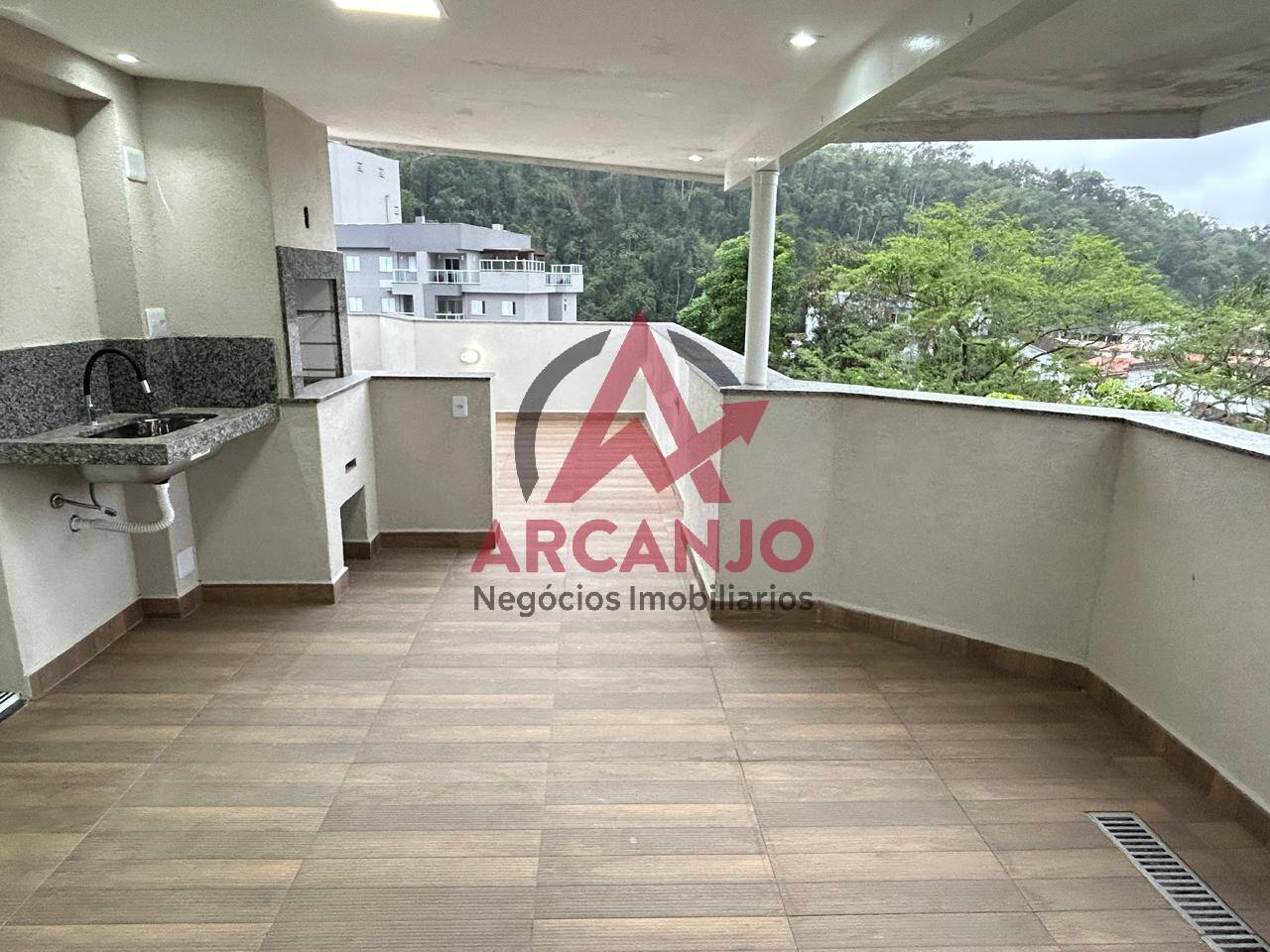 Apartamento à venda com 3 quartos, 133m² - Foto 22