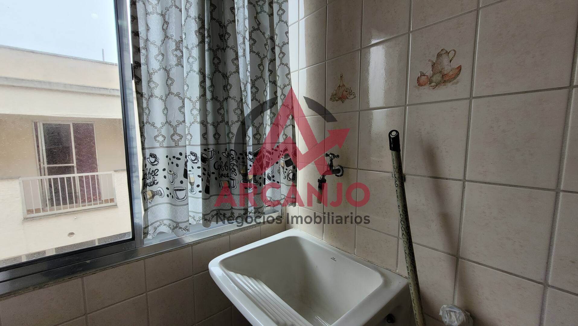 Apartamento à venda com 2 quartos, 75m² - Foto 10