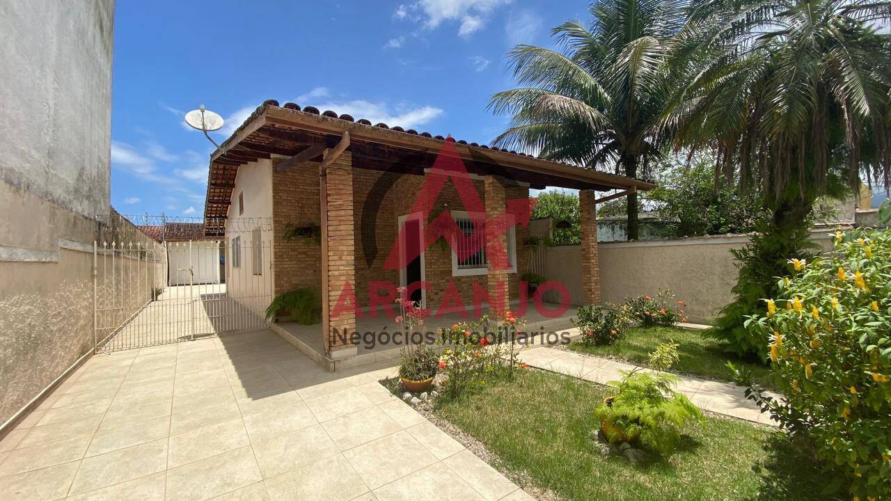 Casa à venda com 2 quartos, 169m² - Foto 1