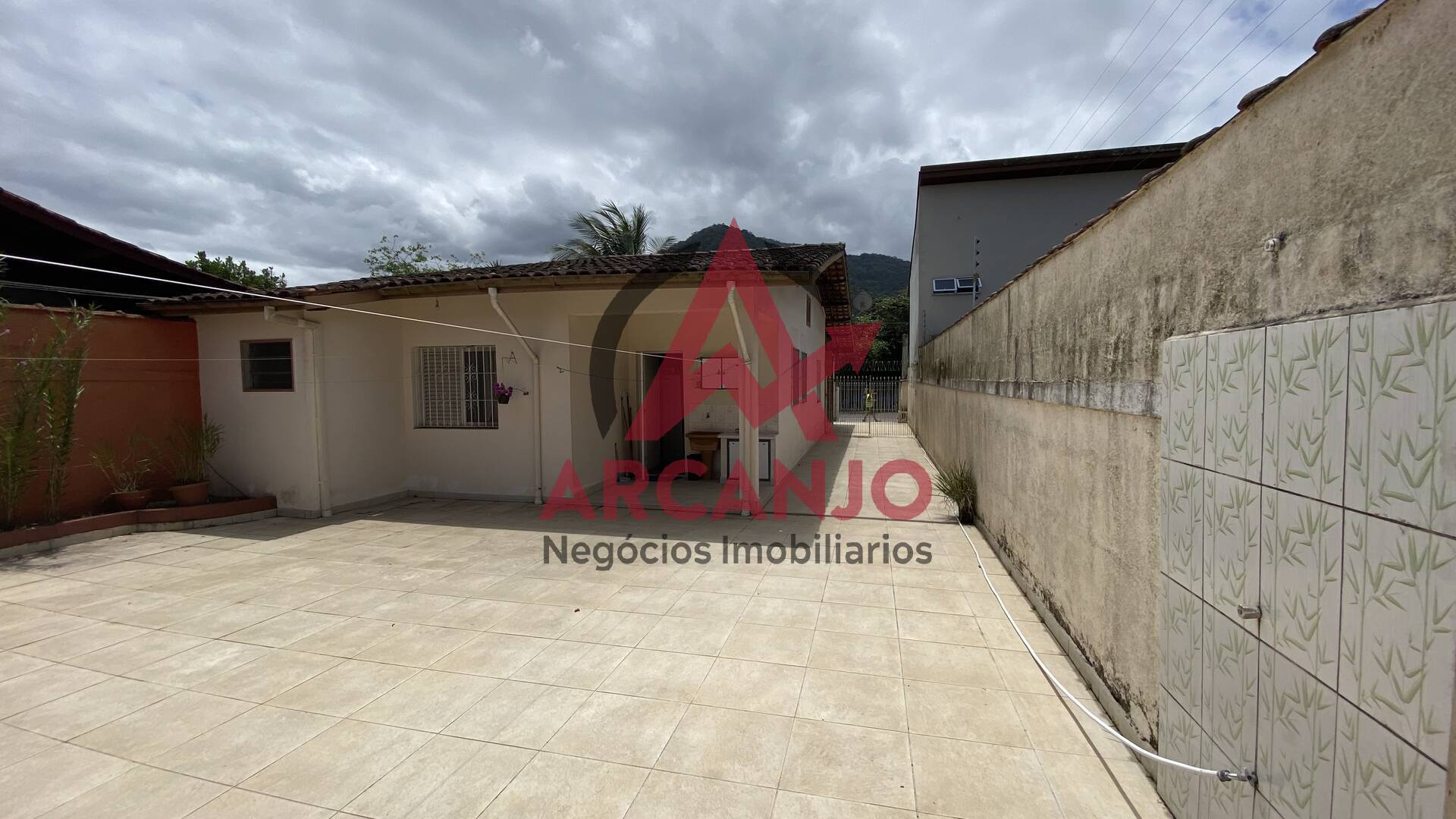 Casa à venda com 2 quartos, 169m² - Foto 17