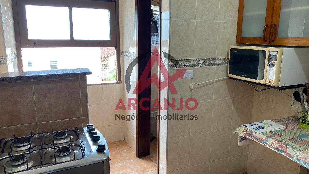 Apartamento à venda com 2 quartos, 70m² - Foto 4