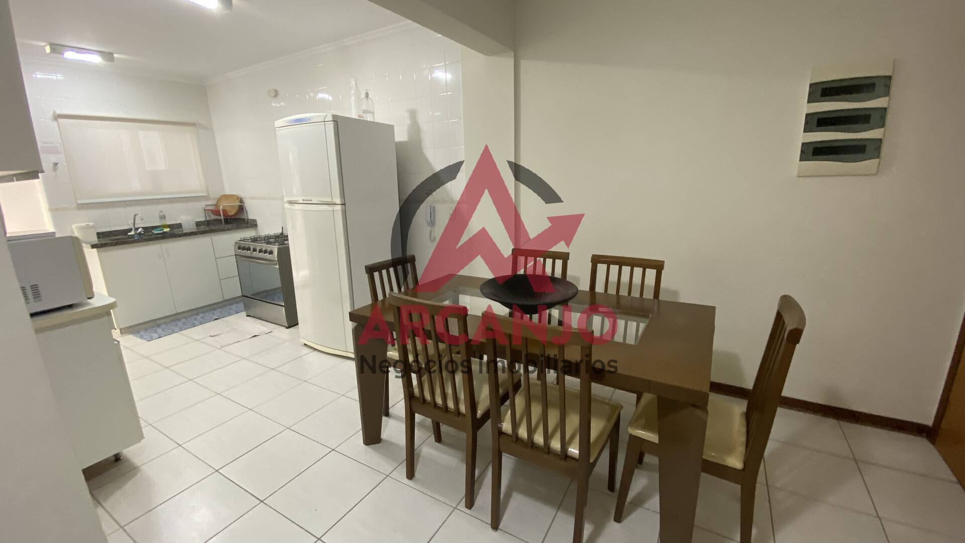 Apartamento à venda com 3 quartos, 120m² - Foto 4