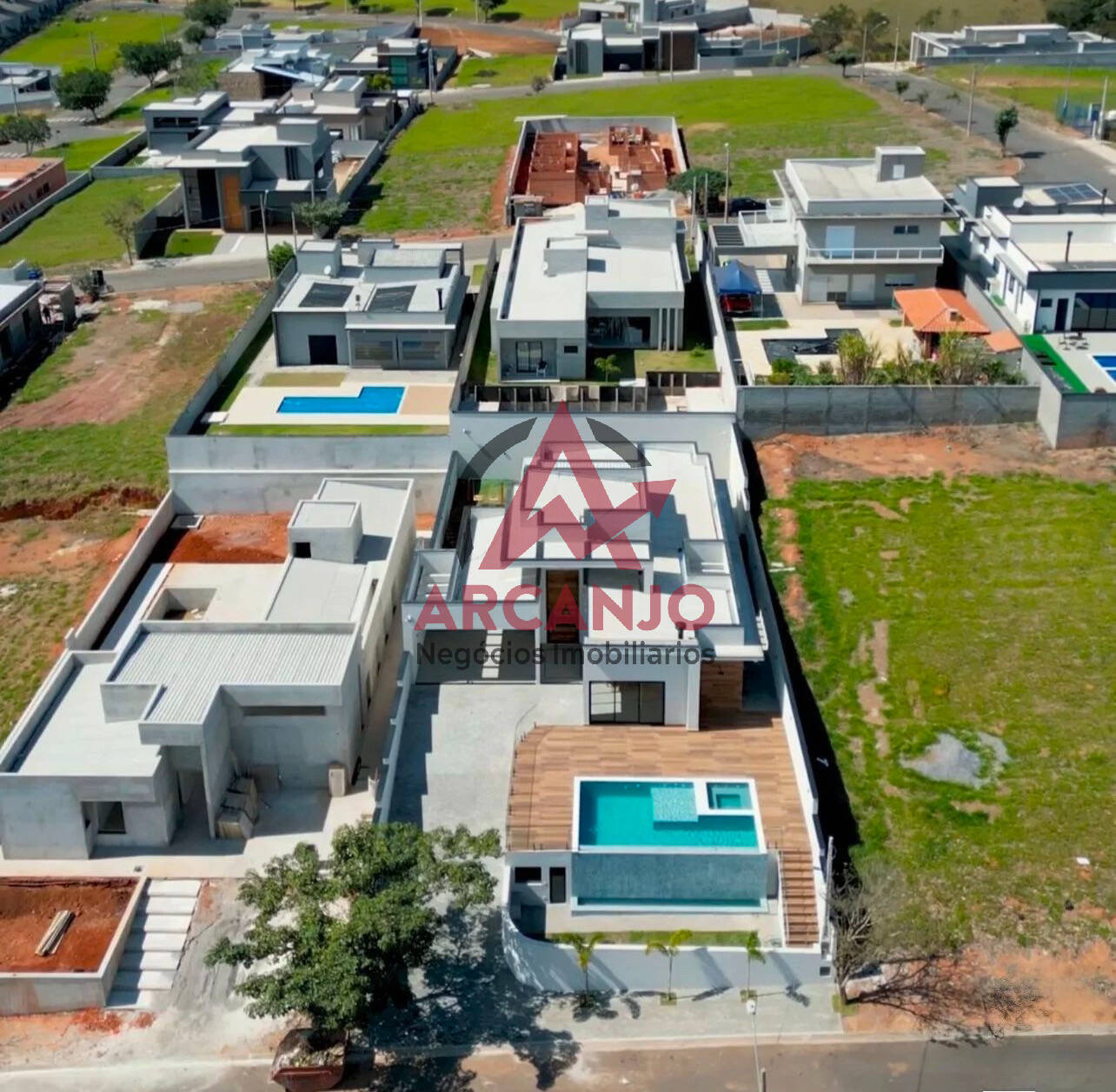 Casa à venda com 3 quartos, 279m² - Foto 5