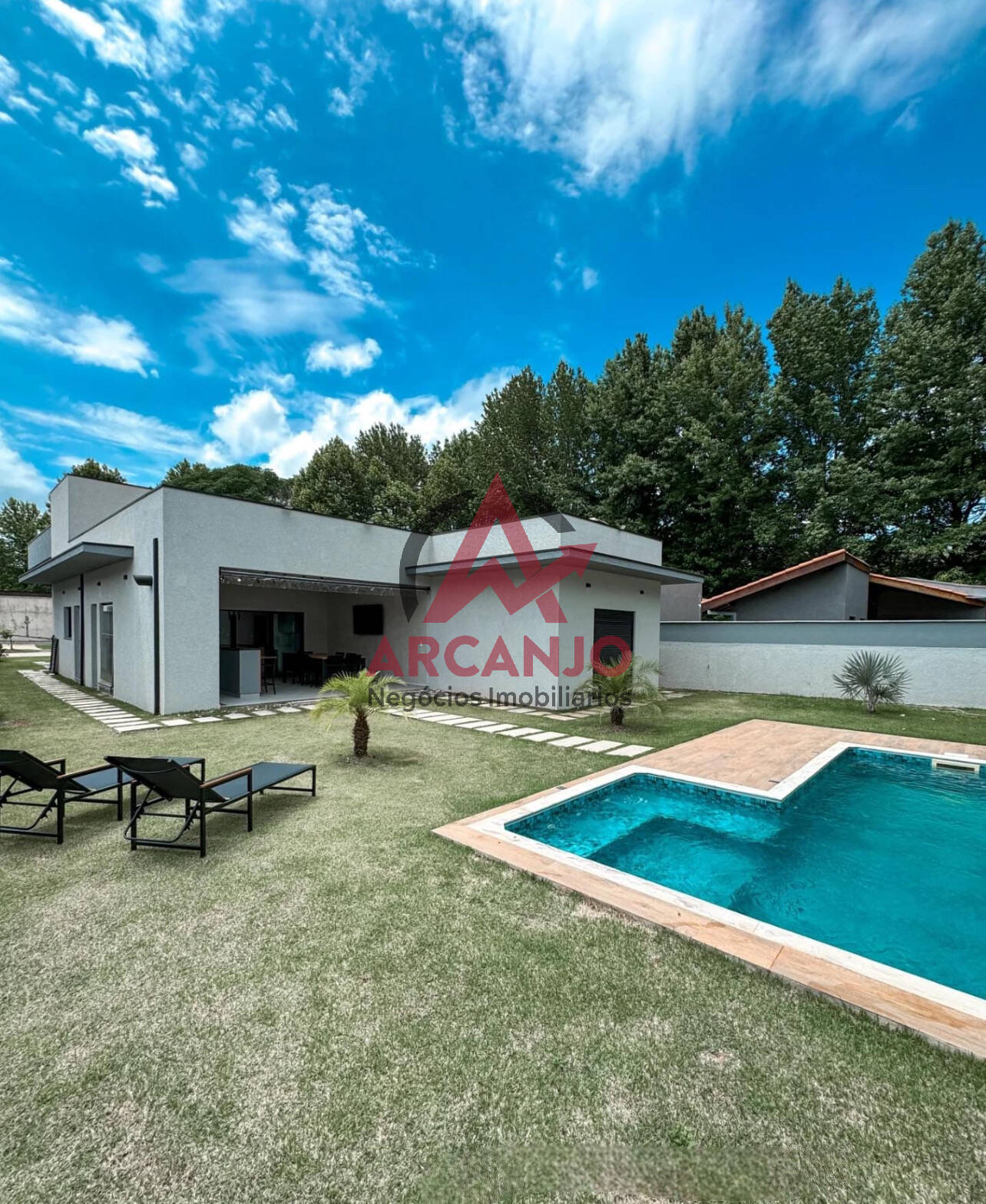 Casa à venda com 3 quartos, 271m² - Foto 6