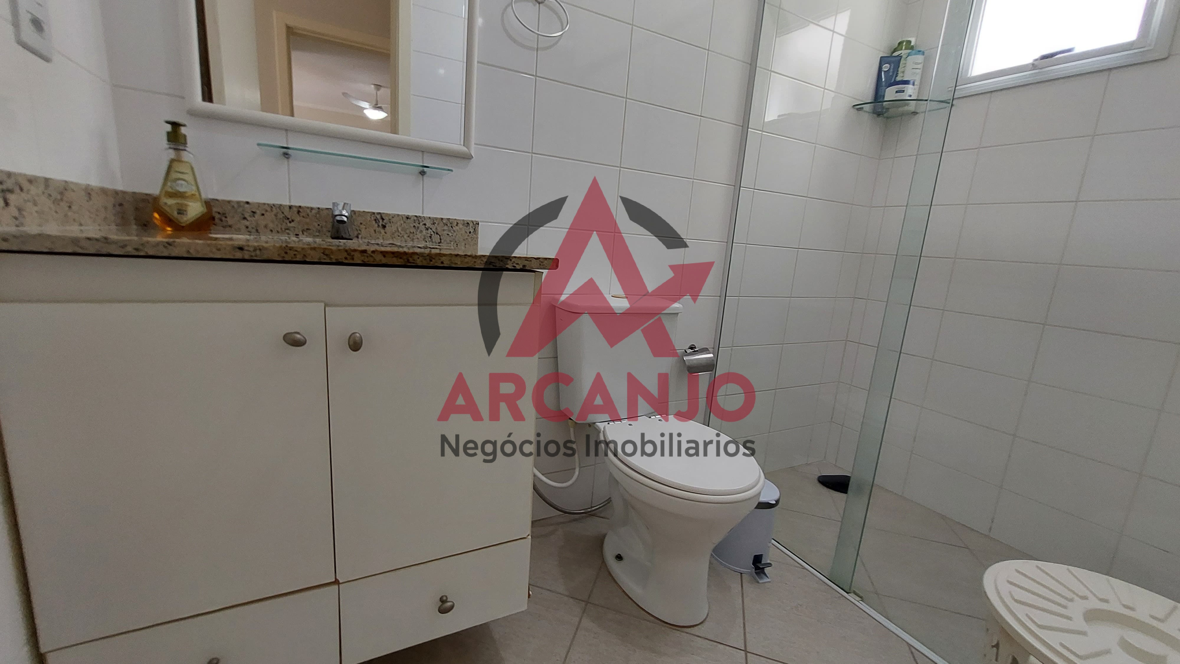 Apartamento à venda com 2 quartos, 66m² - Foto 13