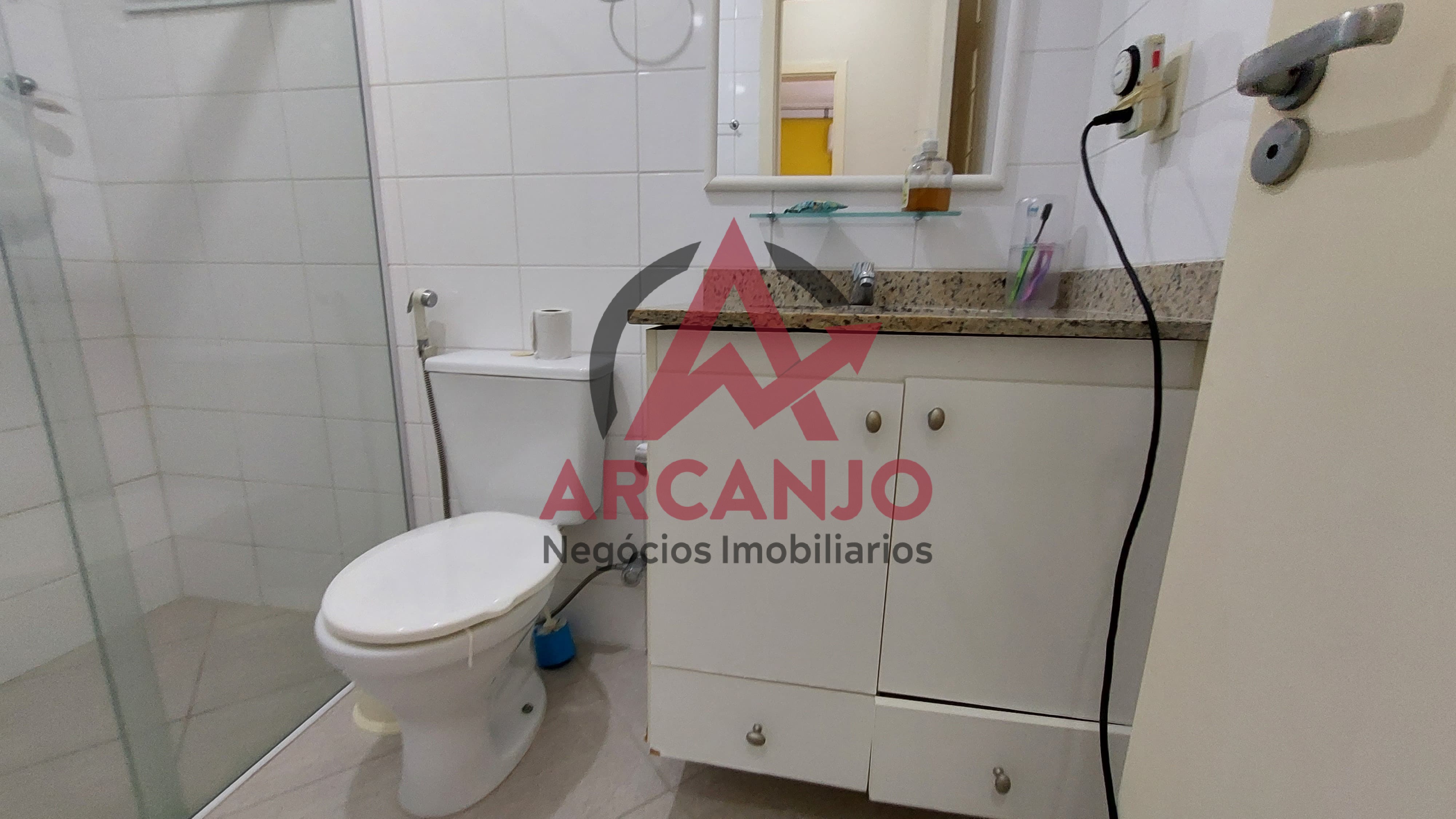 Apartamento à venda com 2 quartos, 66m² - Foto 17