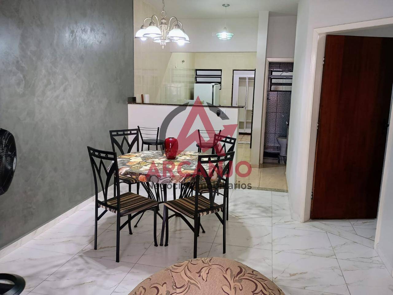 Casa à venda com 11 quartos, 380m² - Foto 40