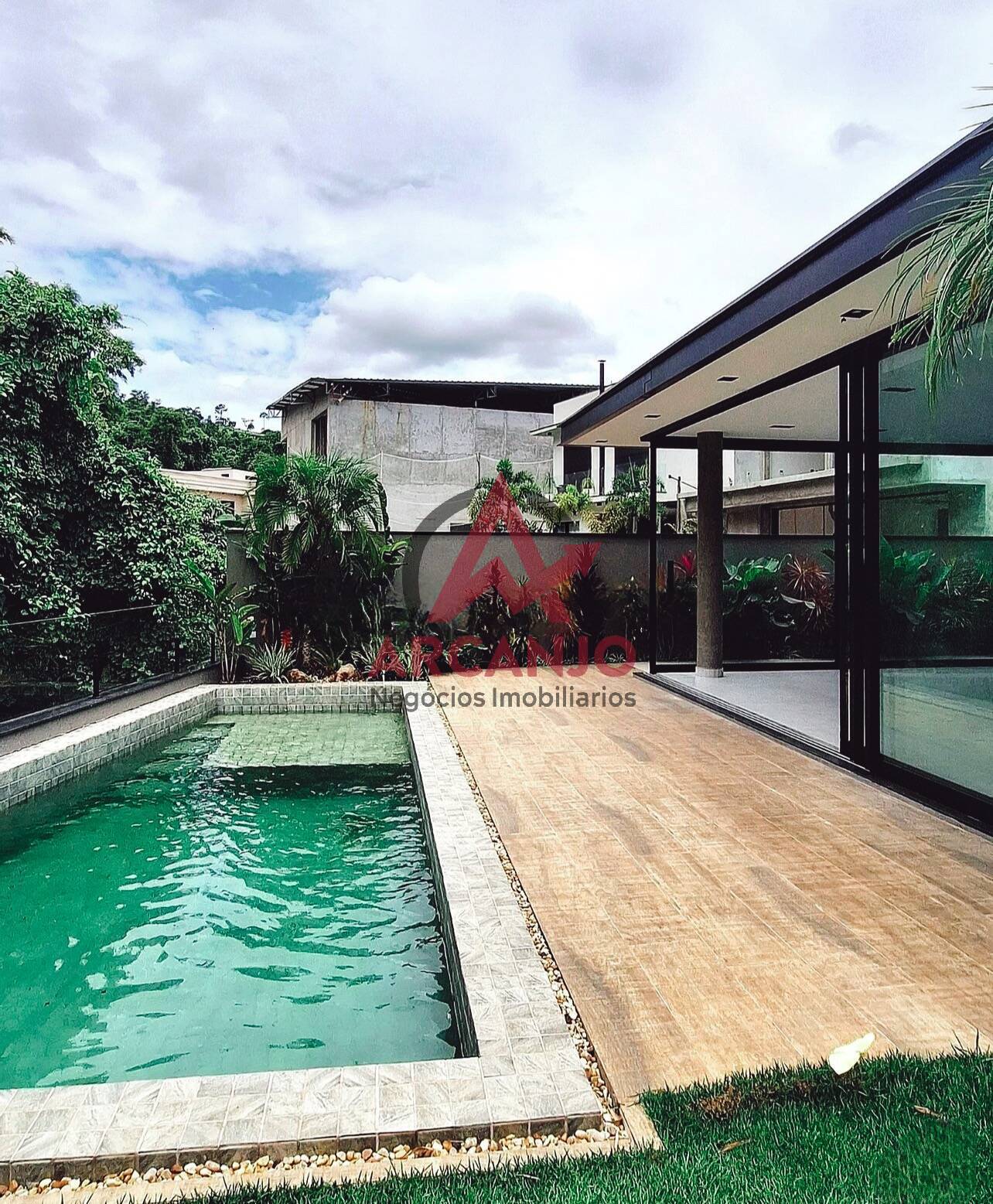 Casa à venda com 4 quartos, 312m² - Foto 10