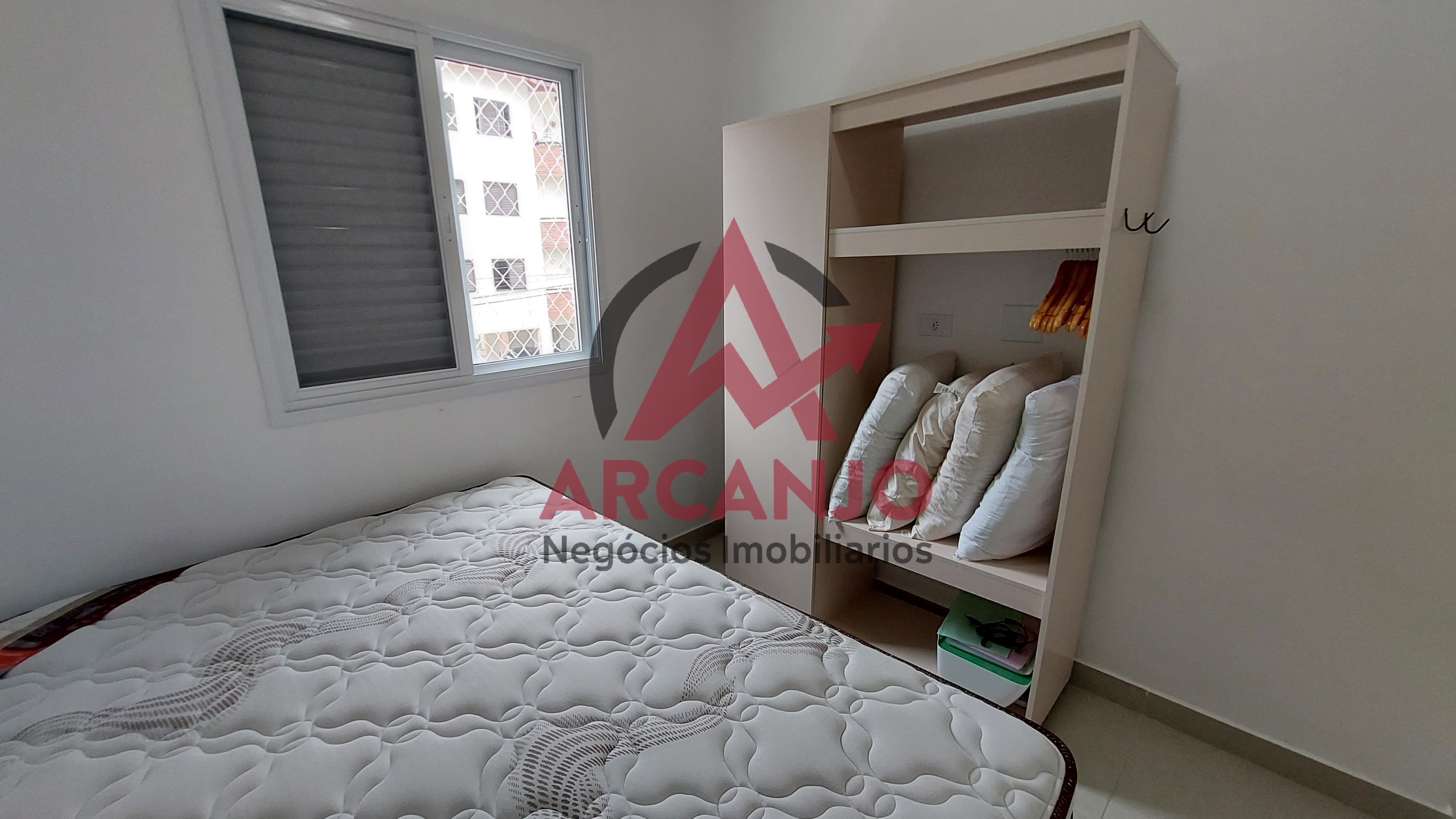 Apartamento à venda com 2 quartos, 67m² - Foto 11