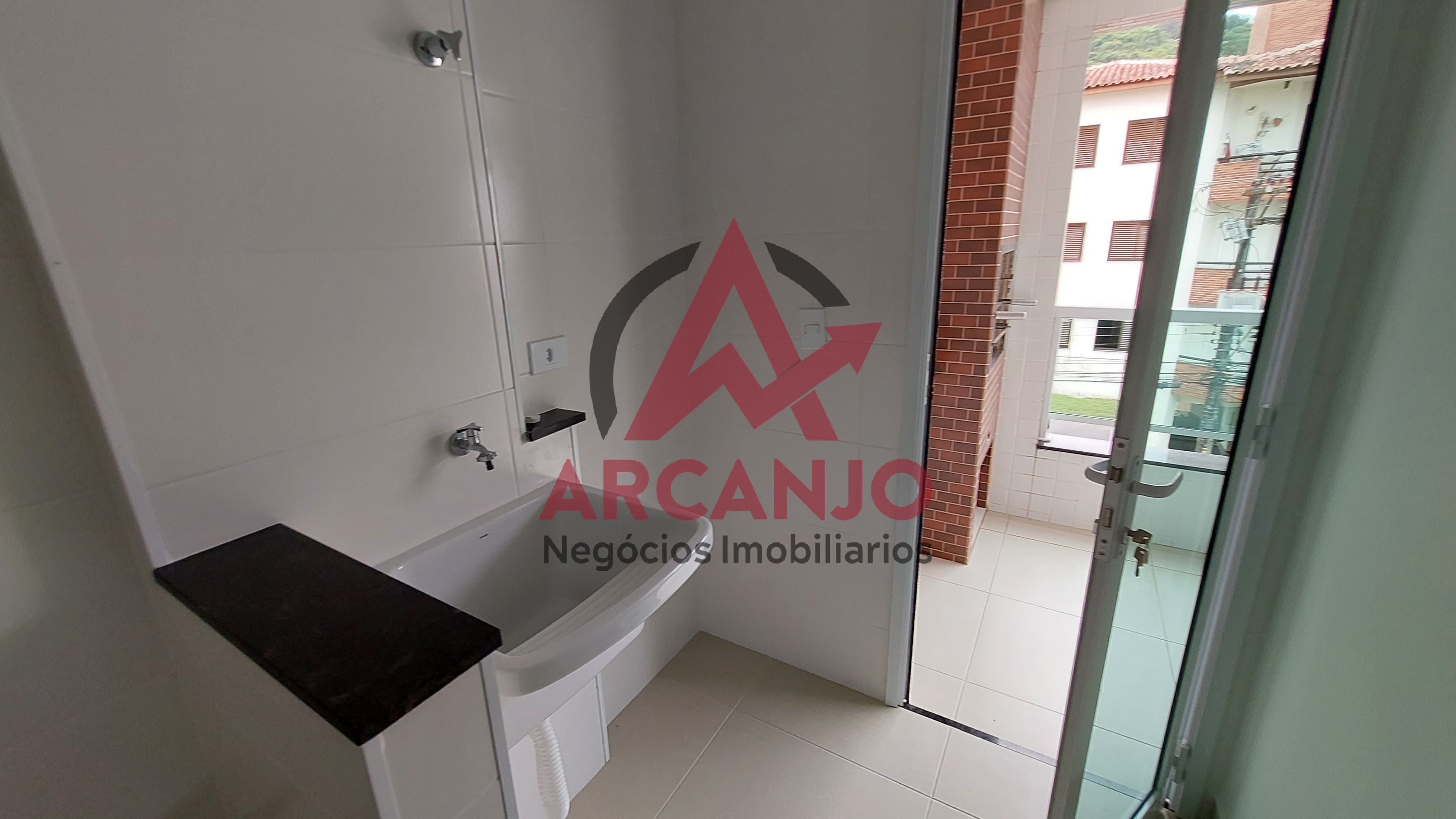 Apartamento à venda com 2 quartos, 67m² - Foto 6