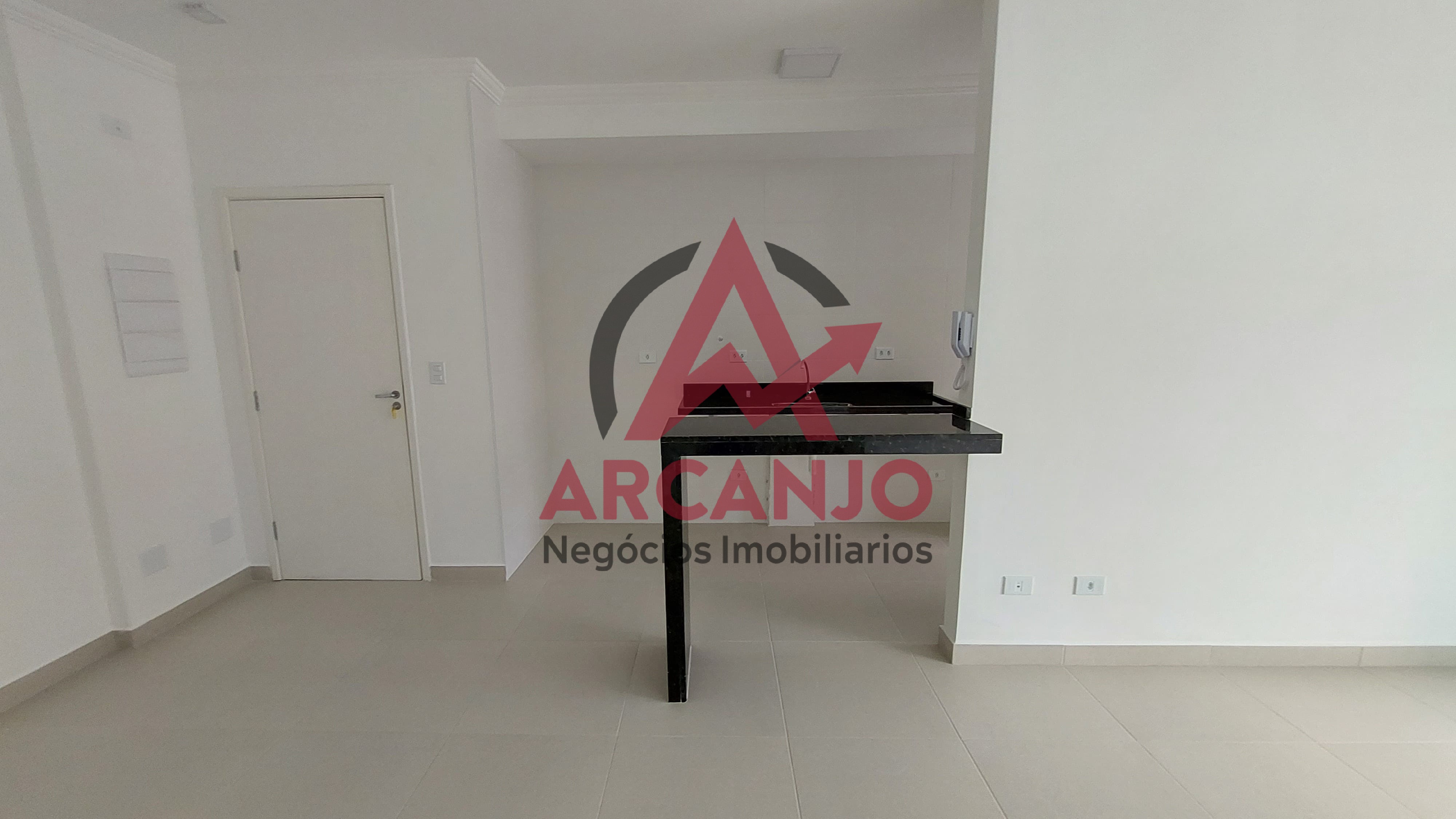 Apartamento à venda com 2 quartos, 67m² - Foto 4