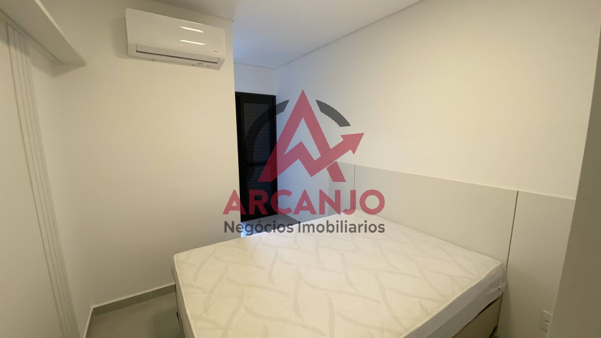 Apartamento à venda com 1 quarto, 40m² - Foto 13