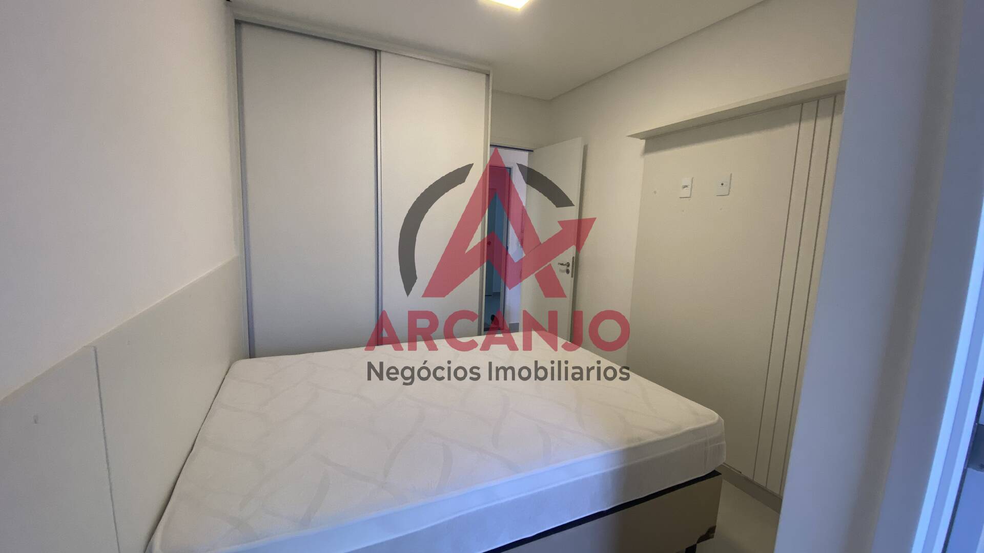 Apartamento à venda com 1 quarto, 40m² - Foto 12