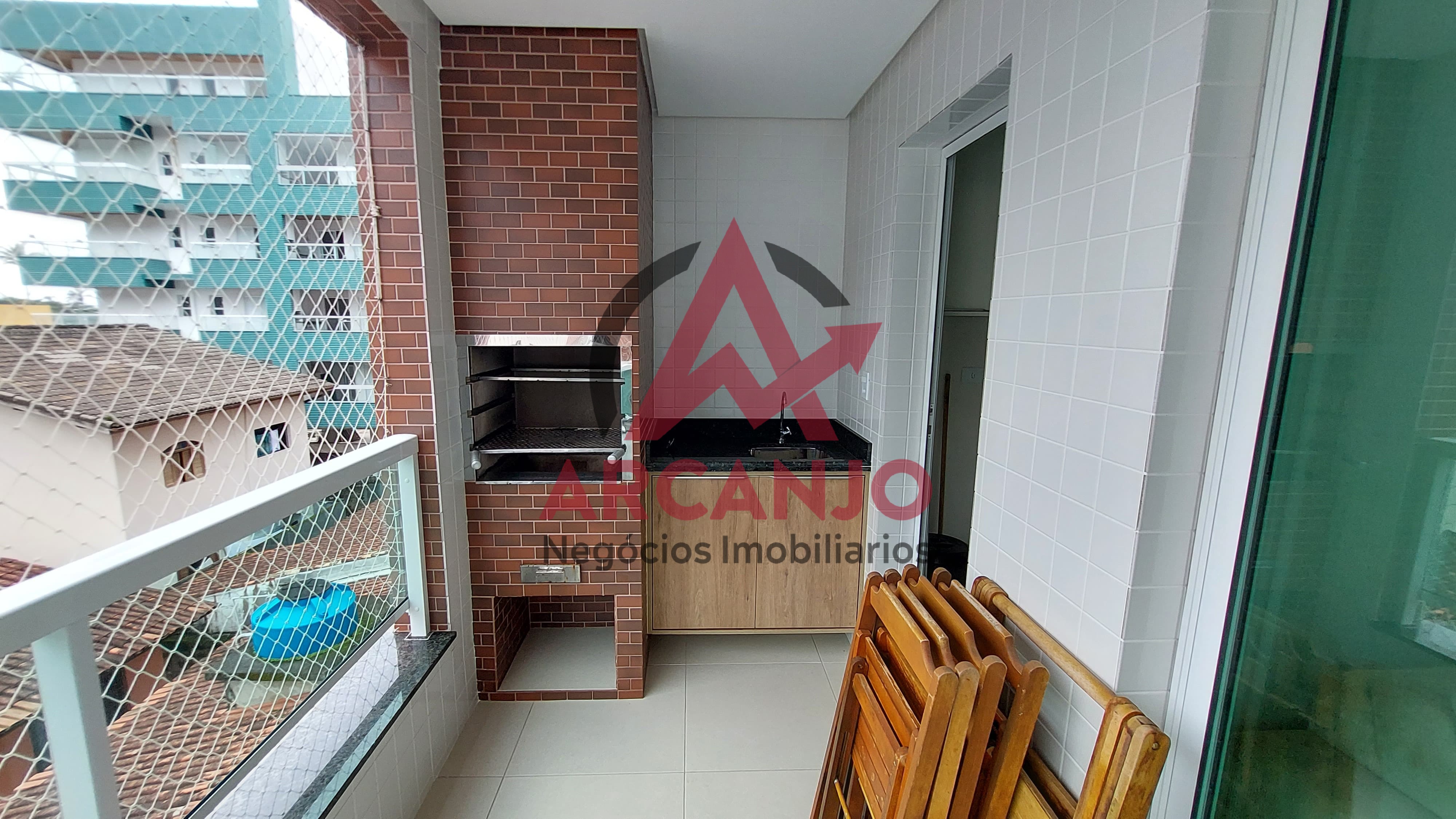 Apartamento à venda com 2 quartos, 68m² - Foto 2